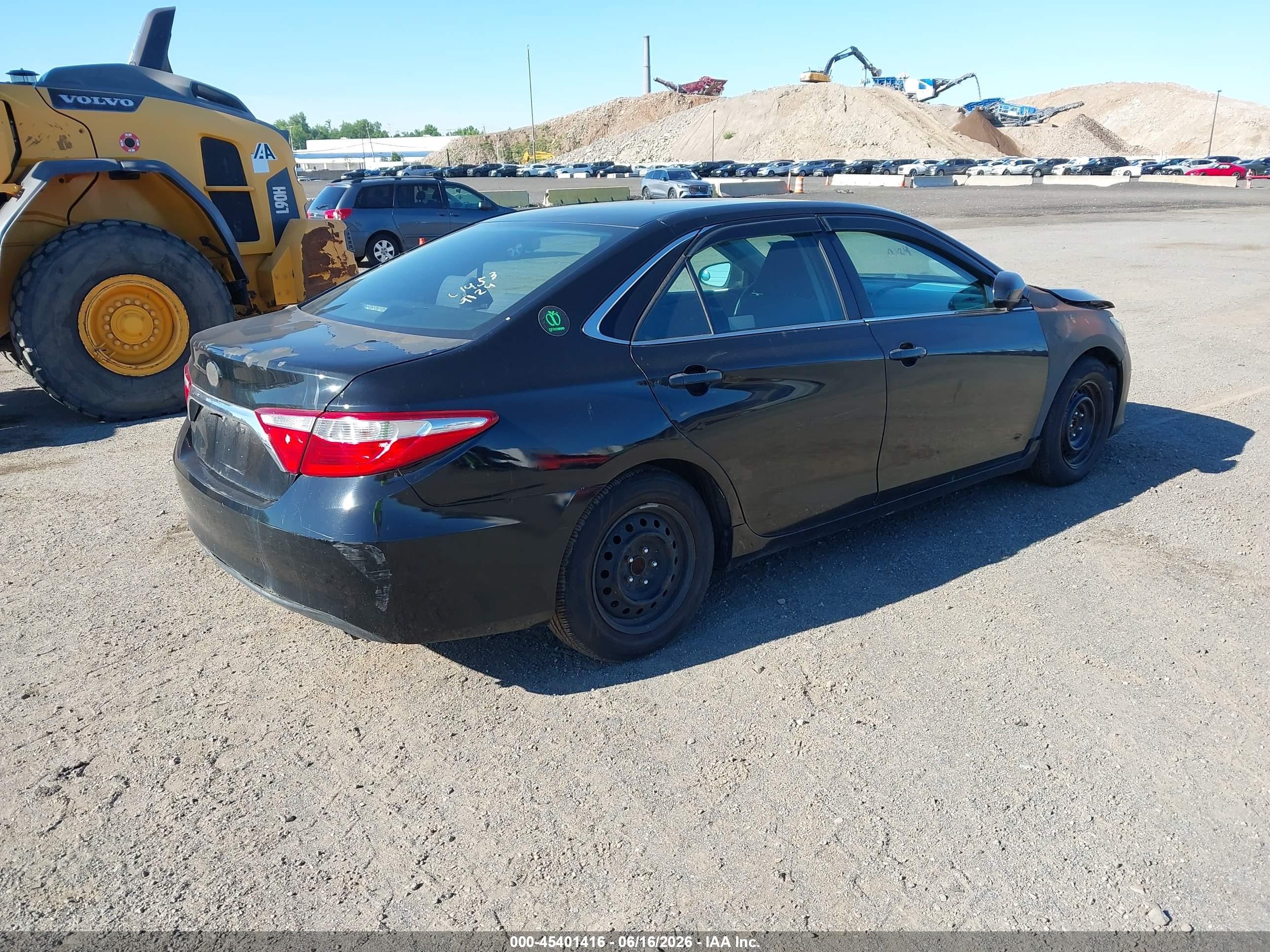 2015 Toyota Camry Hybrid Le Черный vin: 4T1BD1FK5FU172310