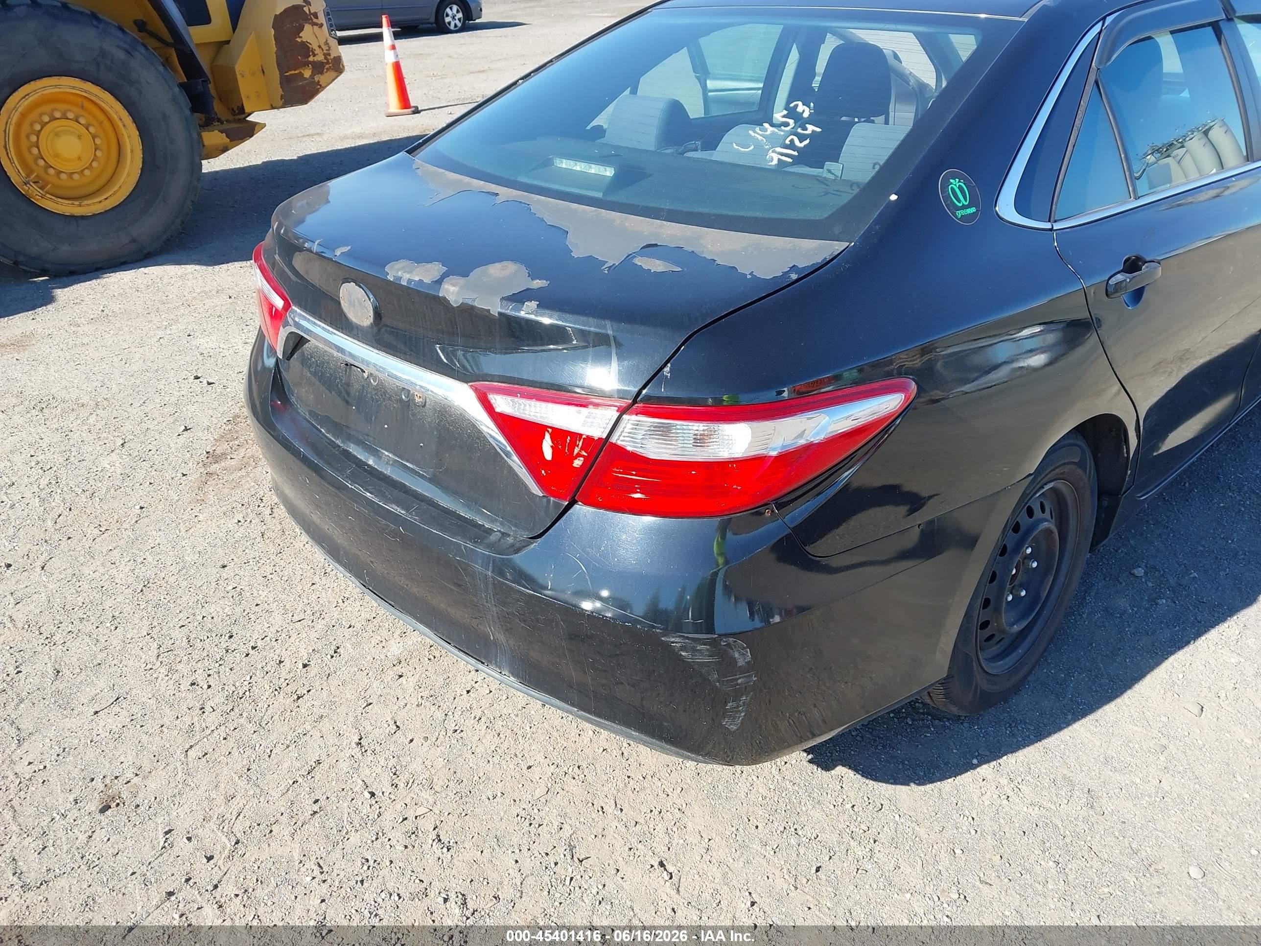 2015 Toyota Camry Hybrid Le Черный vin: 4T1BD1FK5FU172310