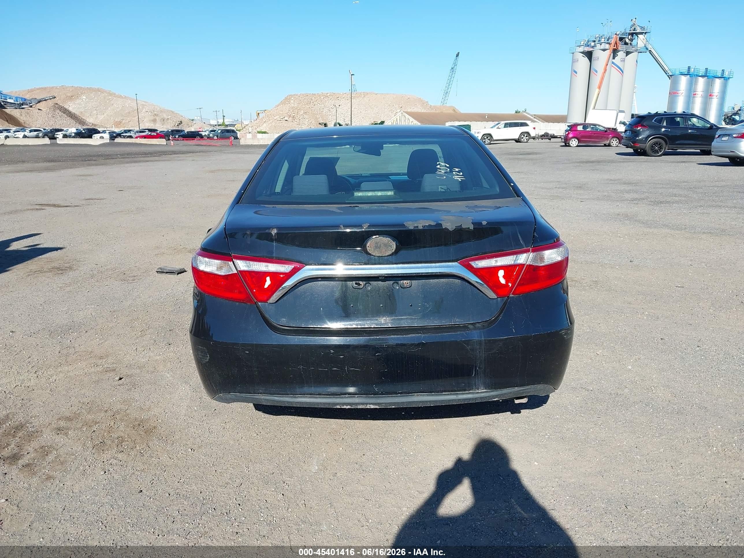 2015 Toyota Camry Hybrid Le Черный vin: 4T1BD1FK5FU172310