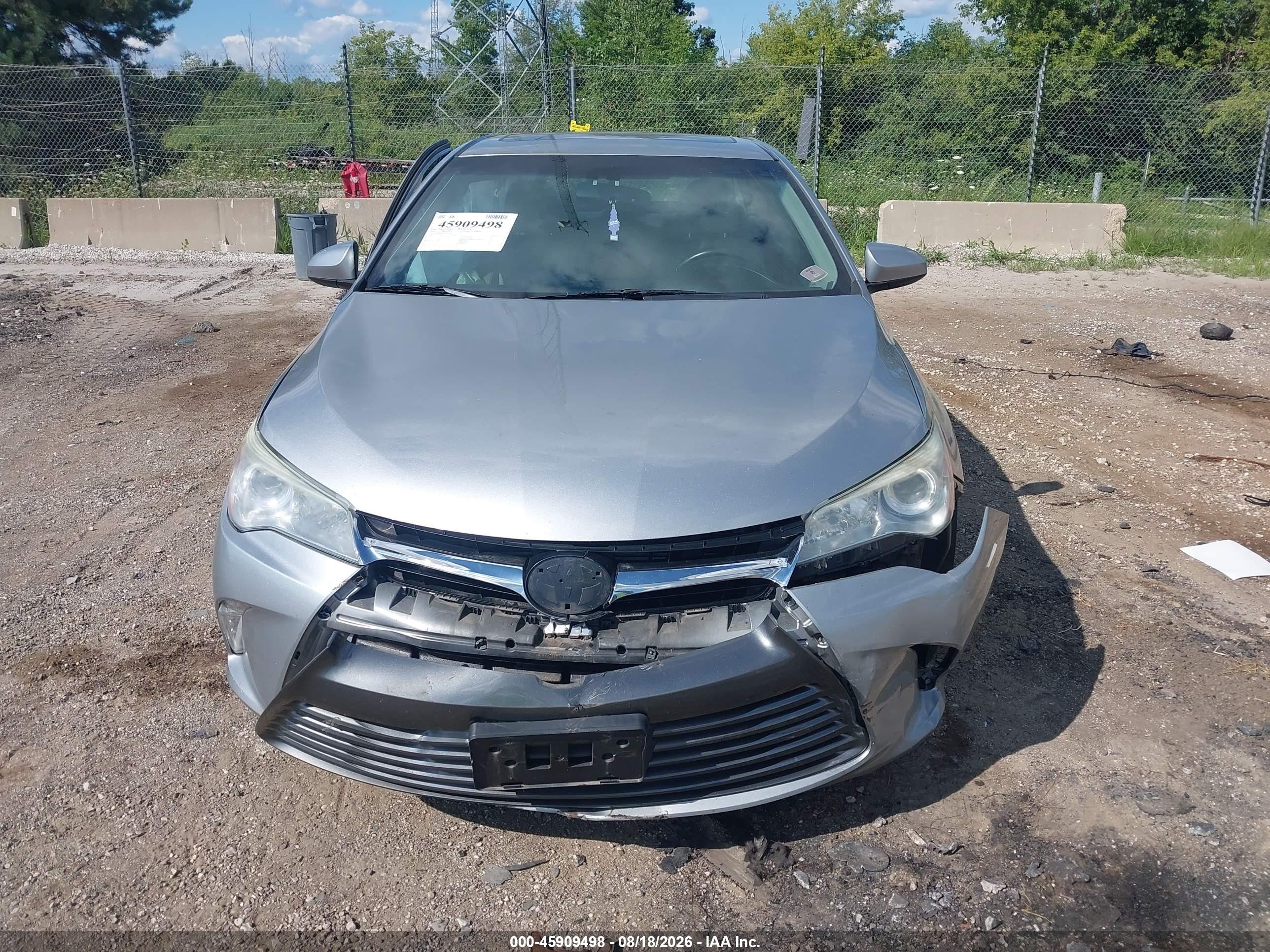 2015 Toyota Camry Hybrid Xle Silver vin: 4T1BD1FK5FU176776