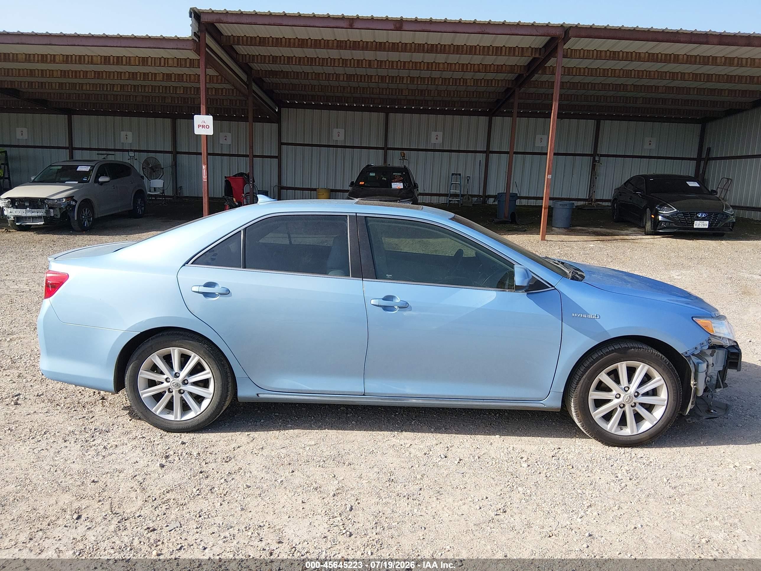 2012 Toyota Camry Hybrid Xle Light Blue vin: 4T1BD1FK6CU017017