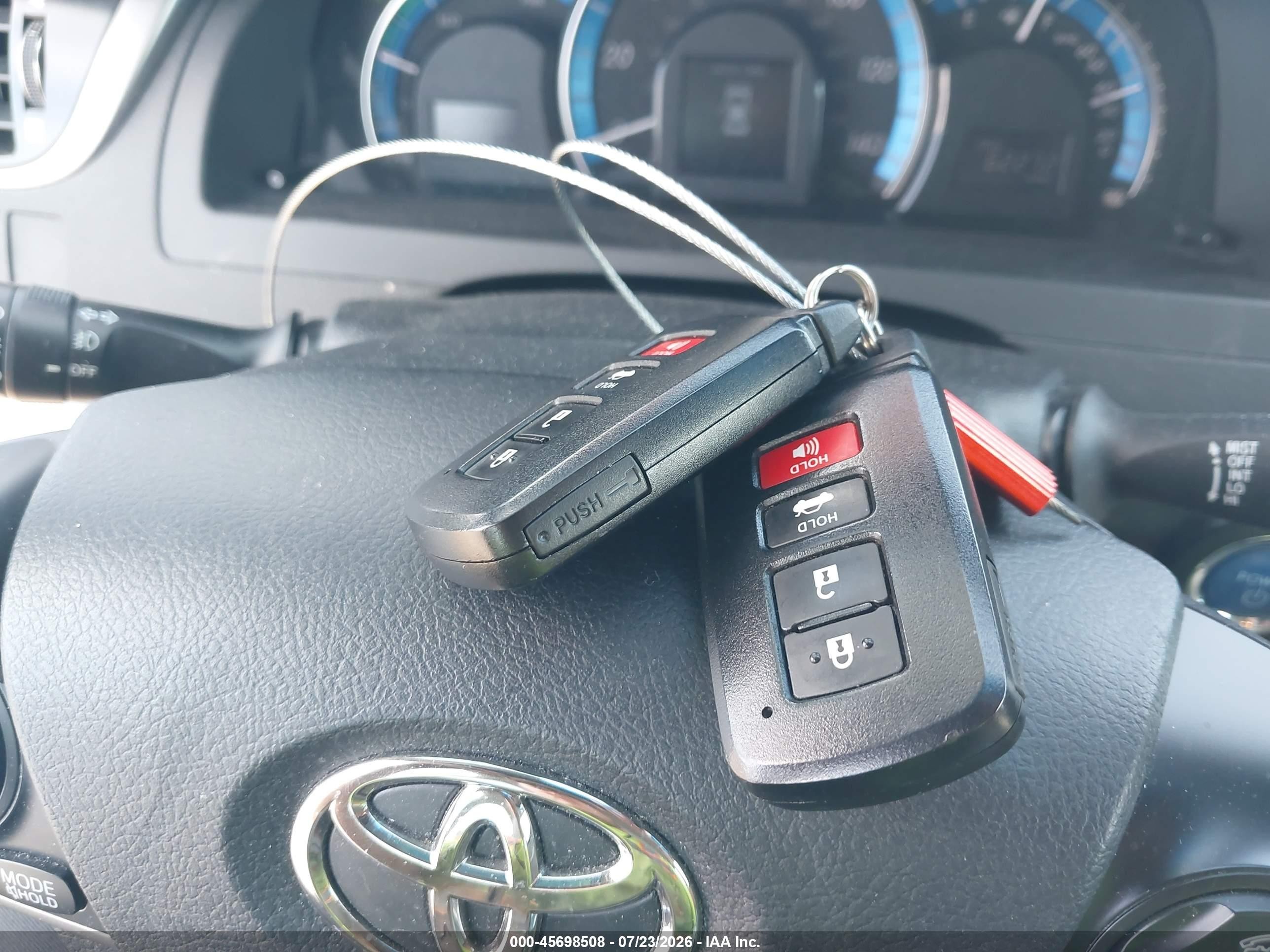 2012 Toyota Camry Hybrid Xle Silver vin: 4T1BD1FK6CU024999