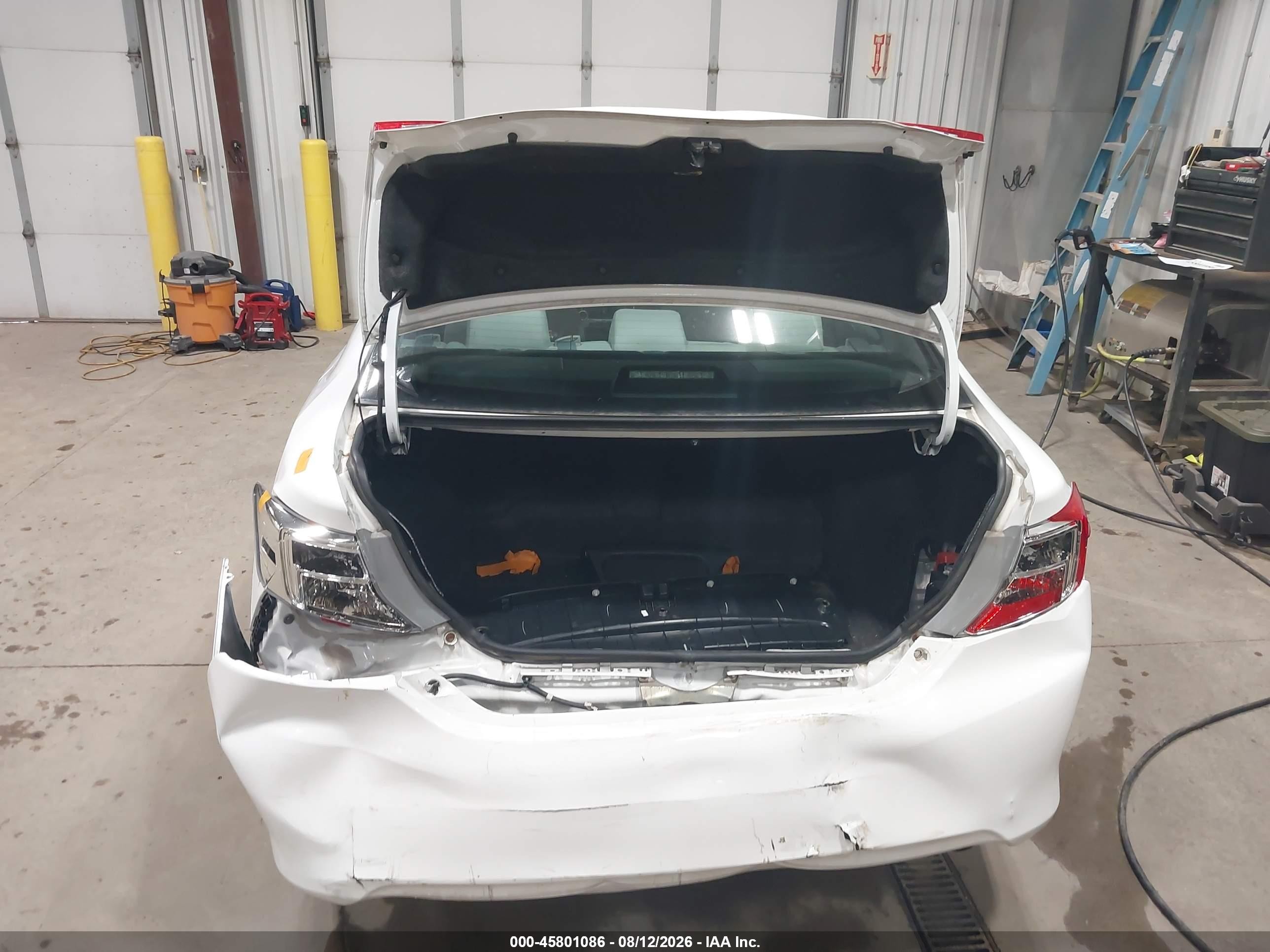 2012 Toyota Camry Hybrid Le White vin: 4T1BD1FK6CU049398