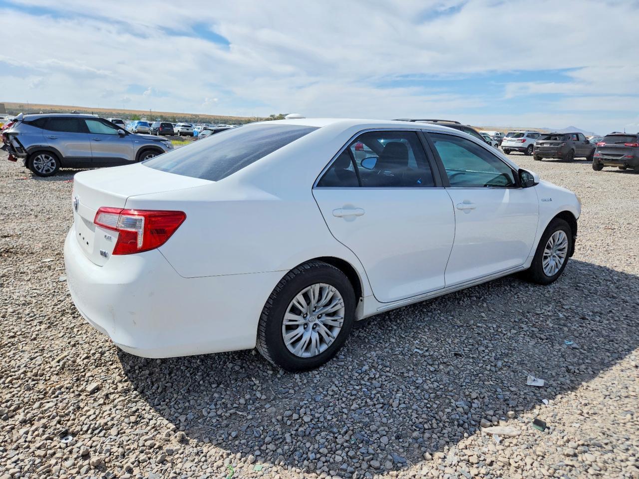 2012 Toyota Camry Hybrid Le White vin: 4T1BD1FK6CU055475