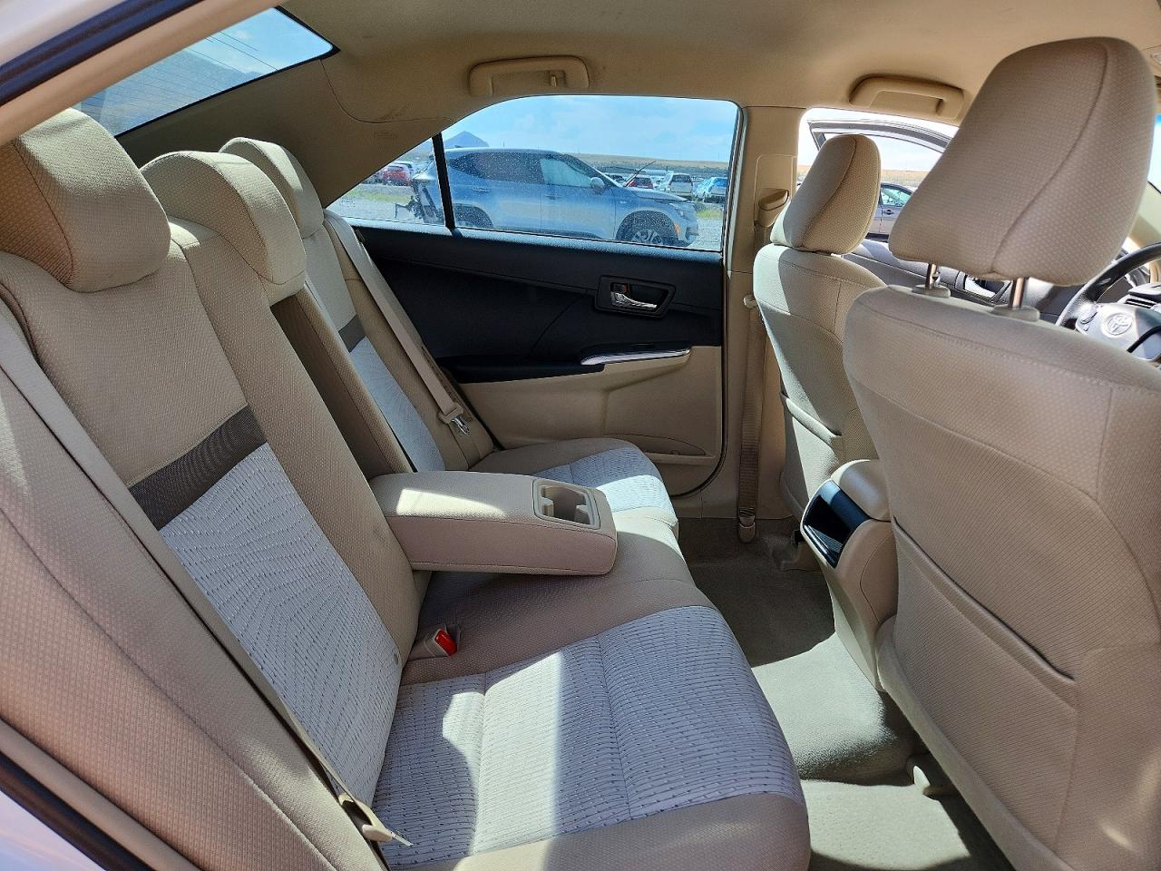 2012 Toyota Camry Hybrid Le White vin: 4T1BD1FK6CU055475