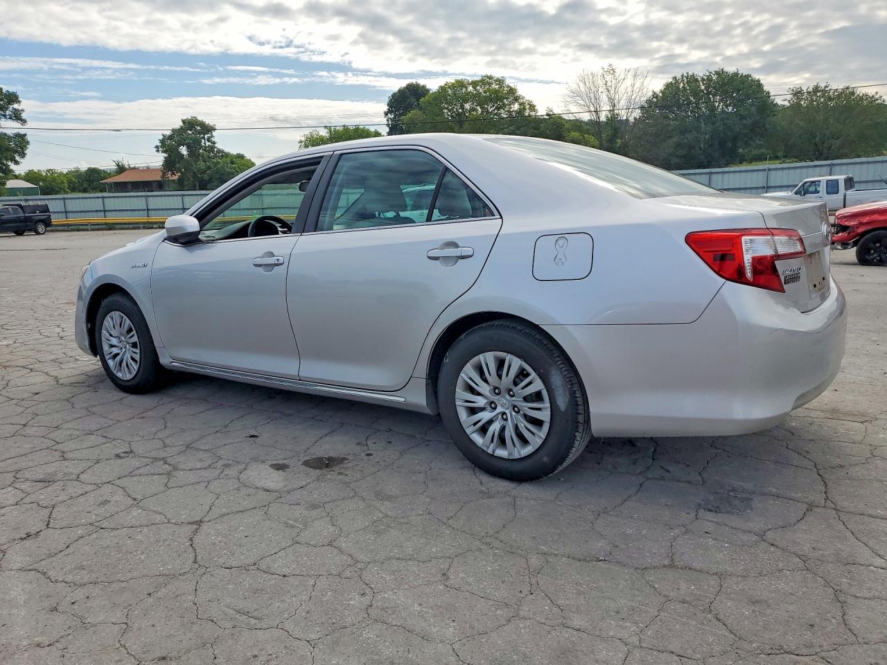 2012 Toyota Camry Hybrid Le Серебряный vin: 4T1BD1FK6CU060661