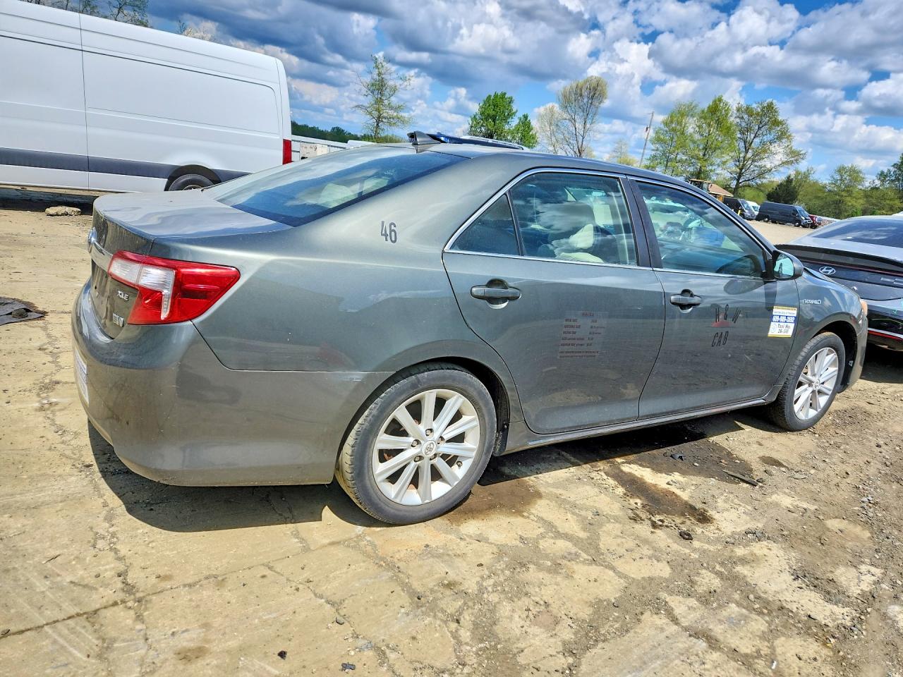 2013 Toyota Camry Hybrid Xle Green vin: 4T1BD1FK6DU070575