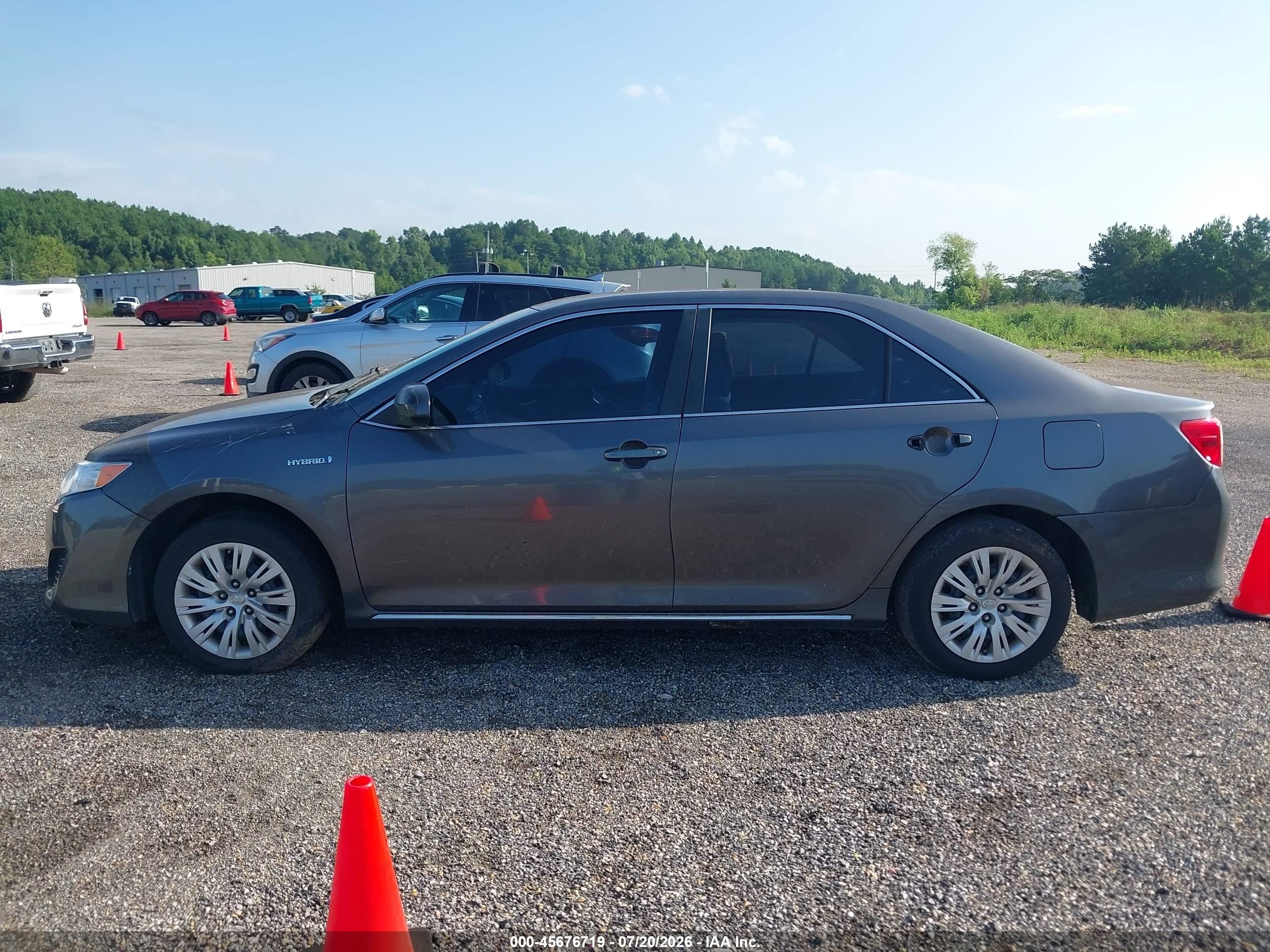 2013 Toyota Camry Hybrid Le Gray vin: 4T1BD1FK6DU089210
