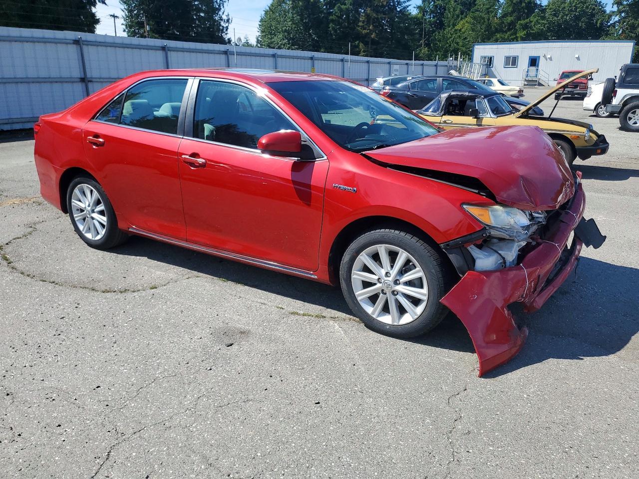 2014 Toyota Camry Hybrid Xle Red vin: 4T1BD1FK6EU105861