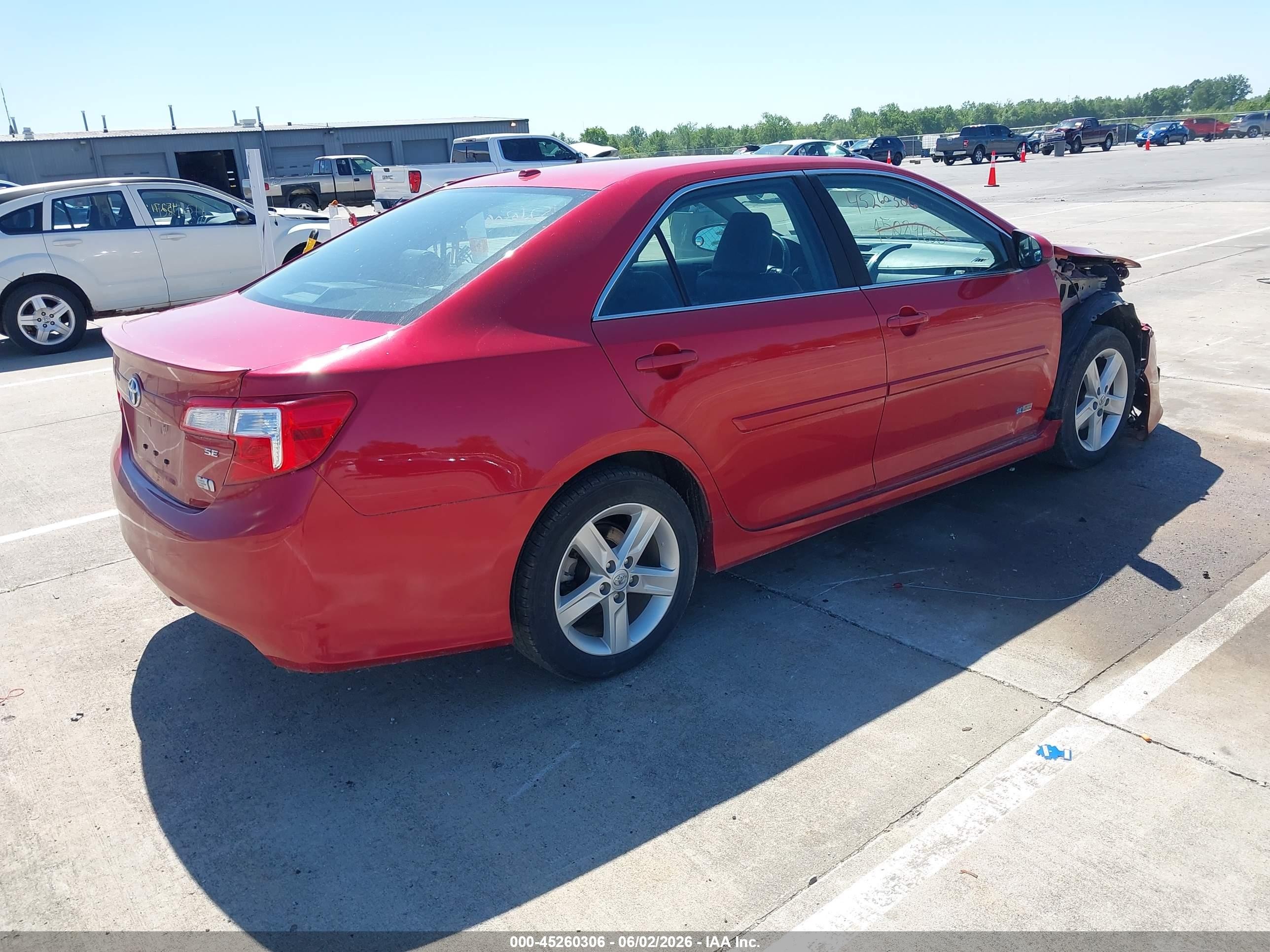 2014 Toyota Camry Hybrid Se Limited Edition Red vin: 4T1BD1FK6EU121039