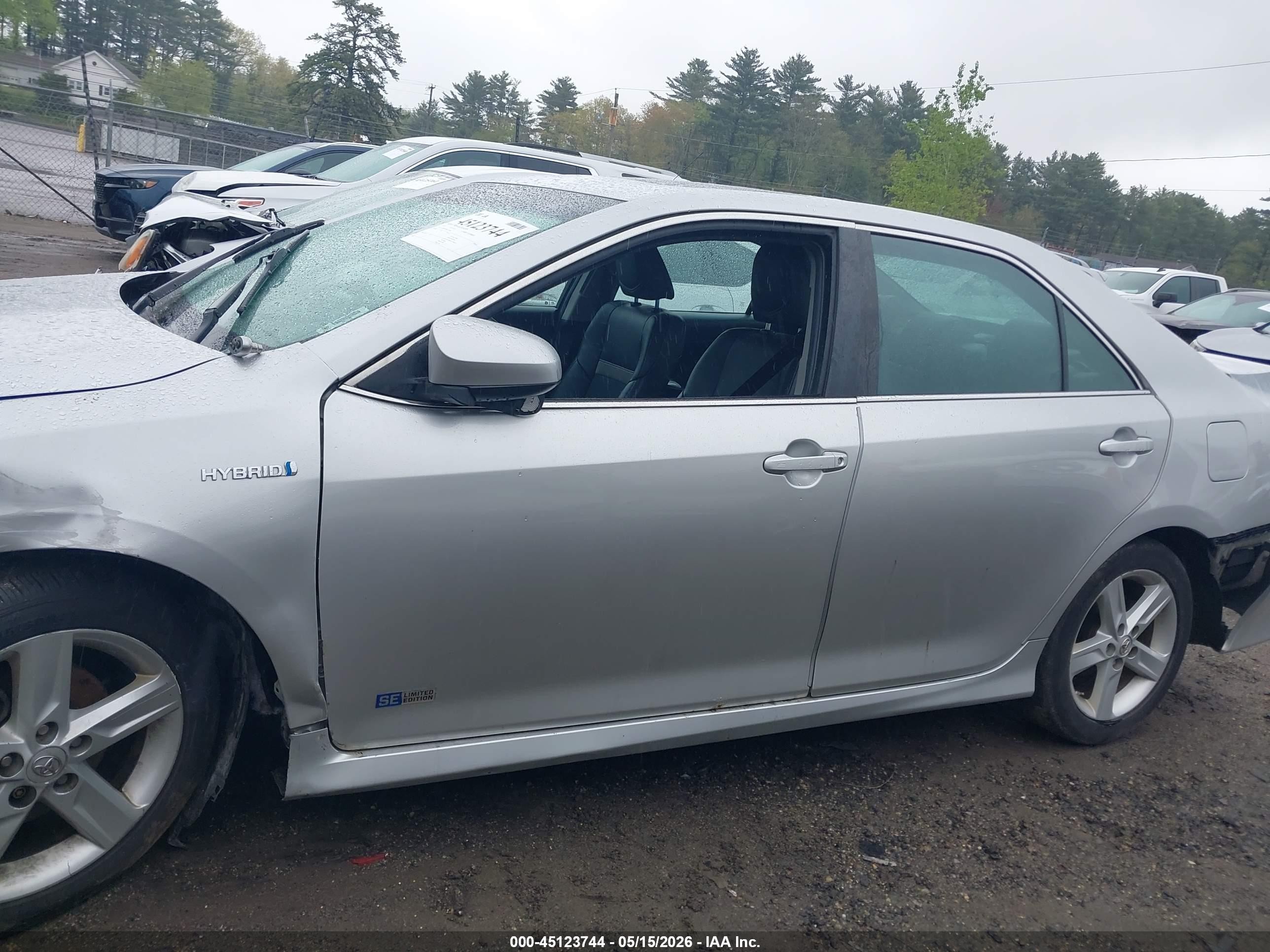 2014 Toyota Camry Hybrid Se Limited Edition Серебряный vin: 4T1BD1FK6EU130663