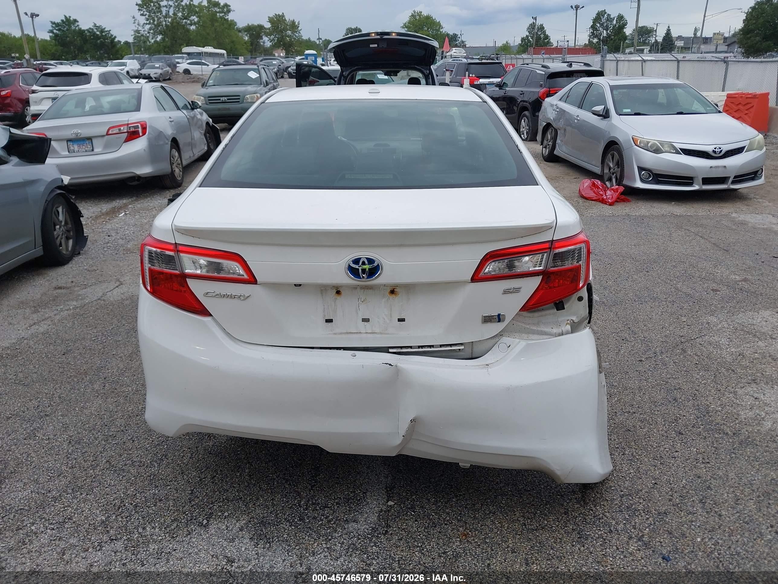 2014 Toyota Camry Hybrid Se Limited Edition White vin: 4T1BD1FK6EU133580