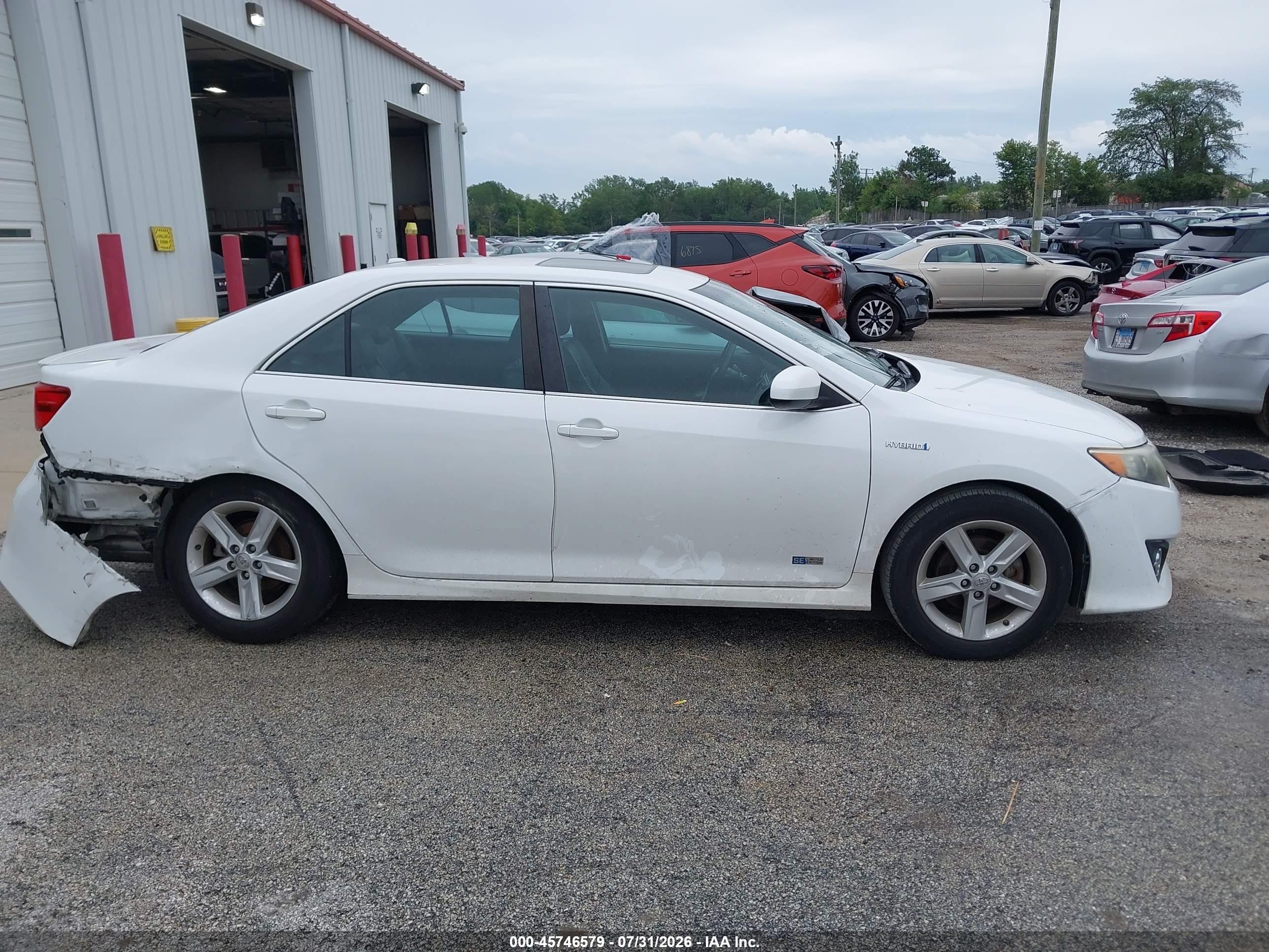 2014 Toyota Camry Hybrid Se Limited Edition White vin: 4T1BD1FK6EU133580