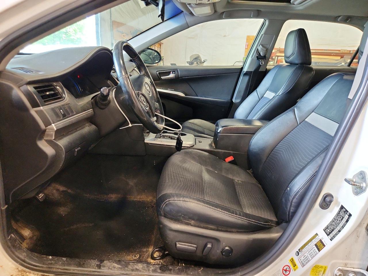 2014 Toyota Camry Hybrid Se Белый vin: 4T1BD1FK6EU135801