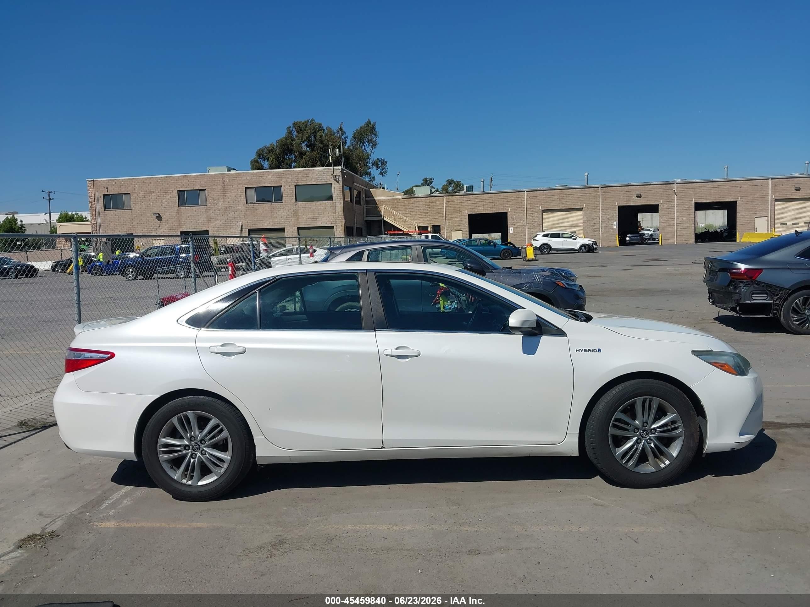 2015 Toyota Camry Hybrid Se White vin: 4T1BD1FK6FU145780