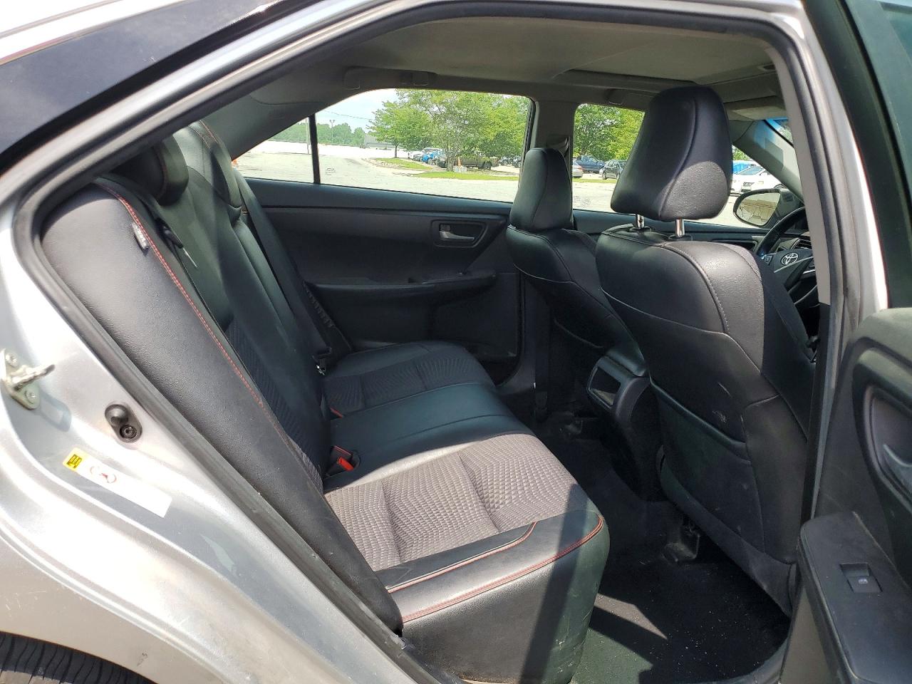 2015 Toyota Camry Hybrid Se Silver vin: 4T1BD1FK6FU151675