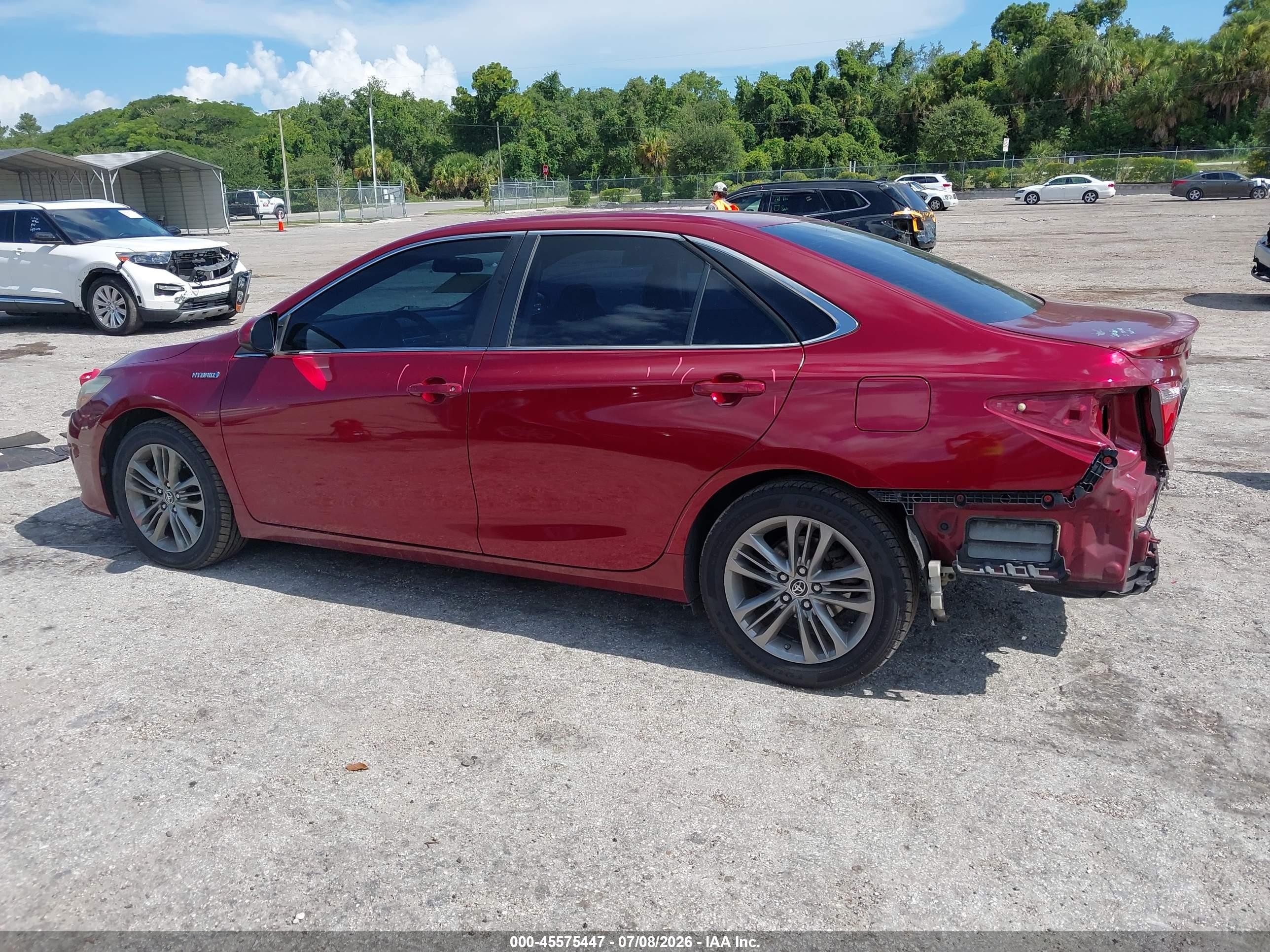 2015 Toyota Camry Hybrid Se Burgundy vin: 4T1BD1FK6FU158061