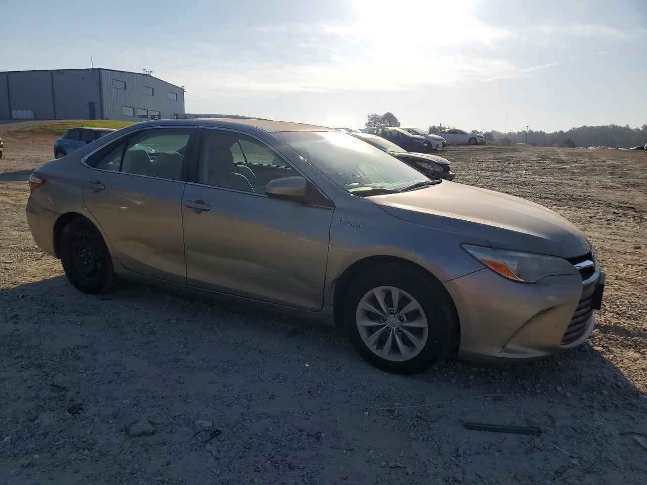 2015 Toyota Camry Hybrid Le Beige vin: 4T1BD1FK6FU158447