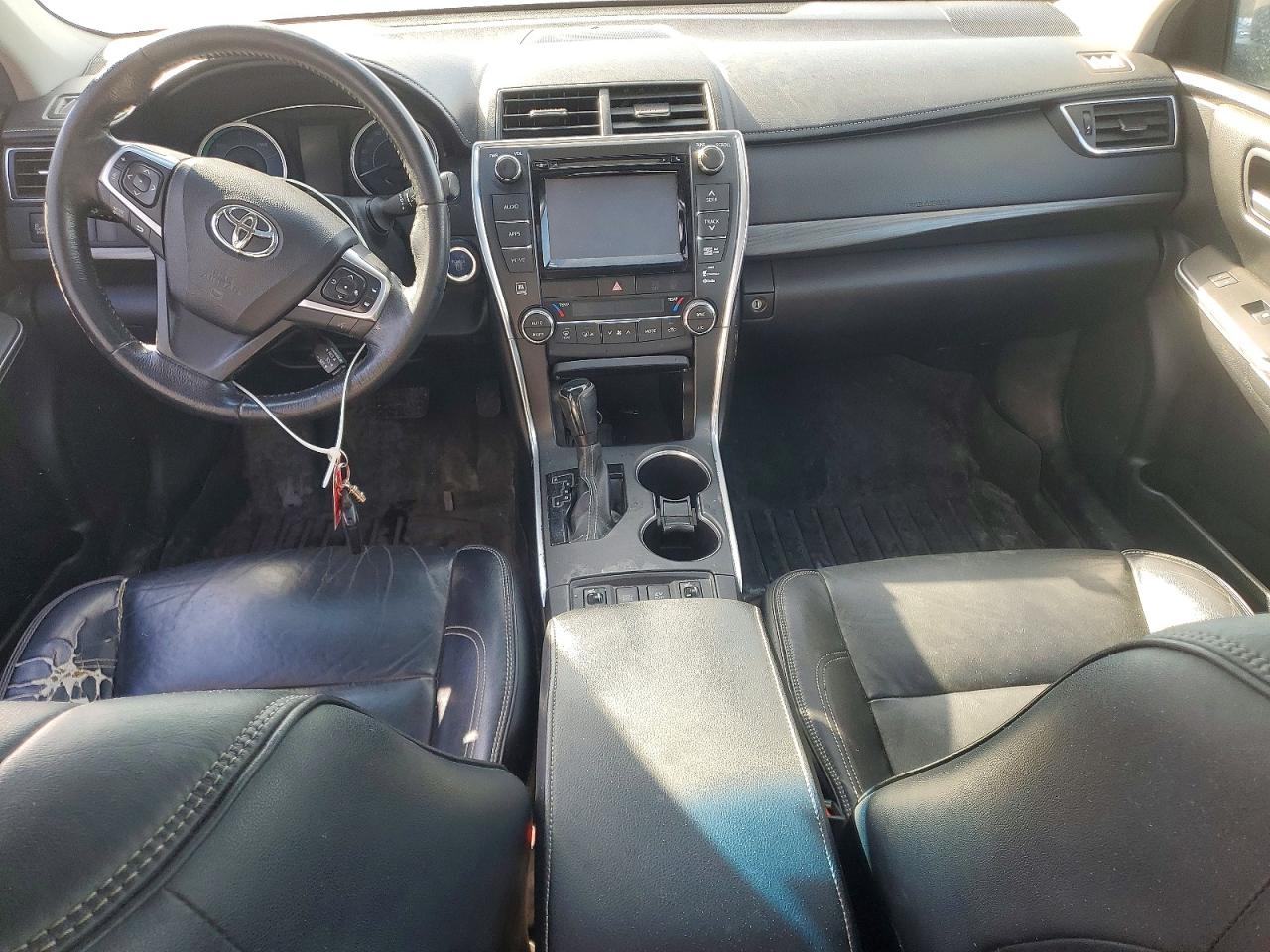 2015 Toyota Camry Hybrid Красный vin: 4T1BD1FK6FU159775