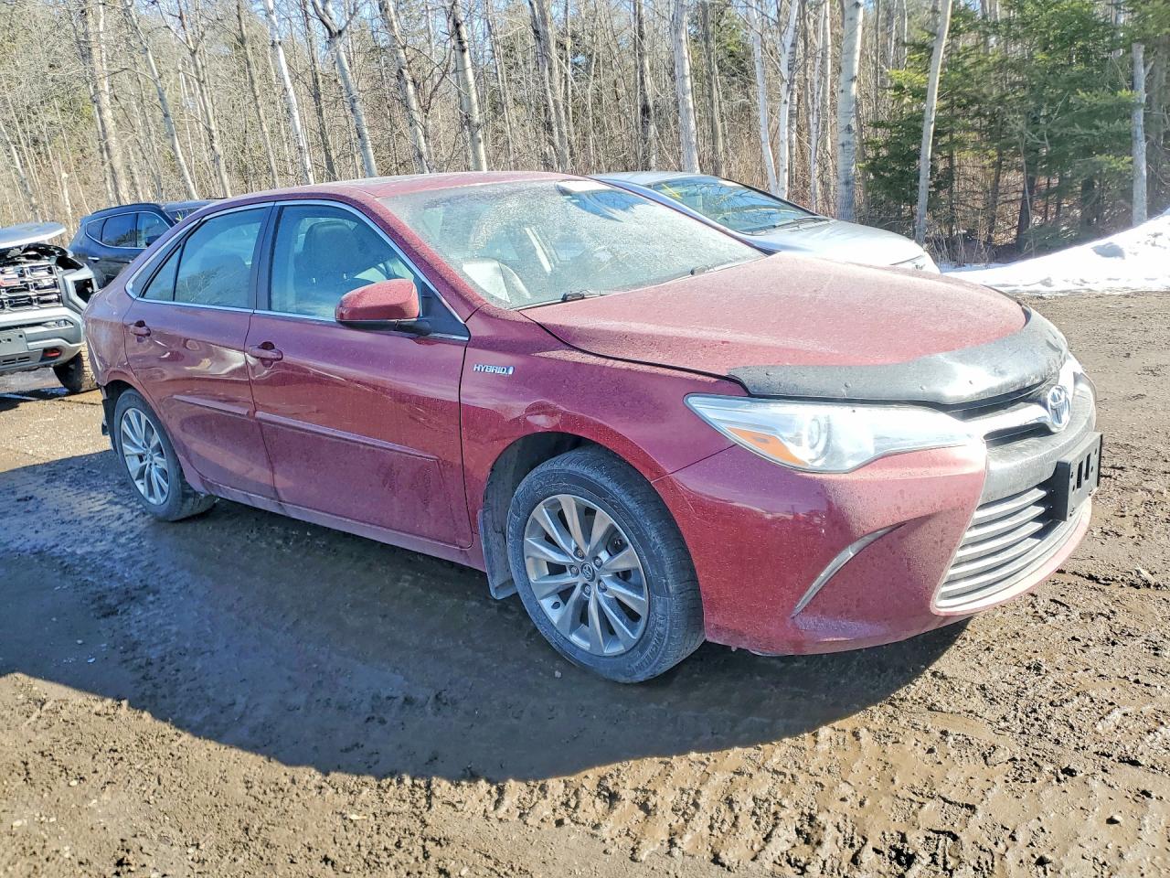 2015 Toyota Camry Hybrid Красный vin: 4T1BD1FK6FU159775
