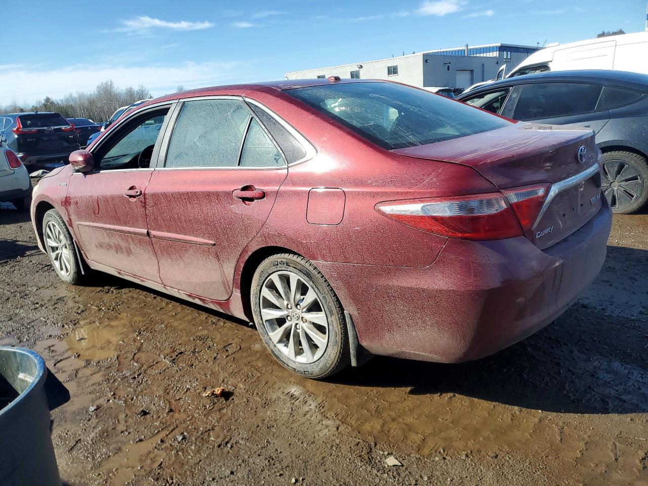 2015 Toyota Camry Hybrid Красный vin: 4T1BD1FK6FU159775