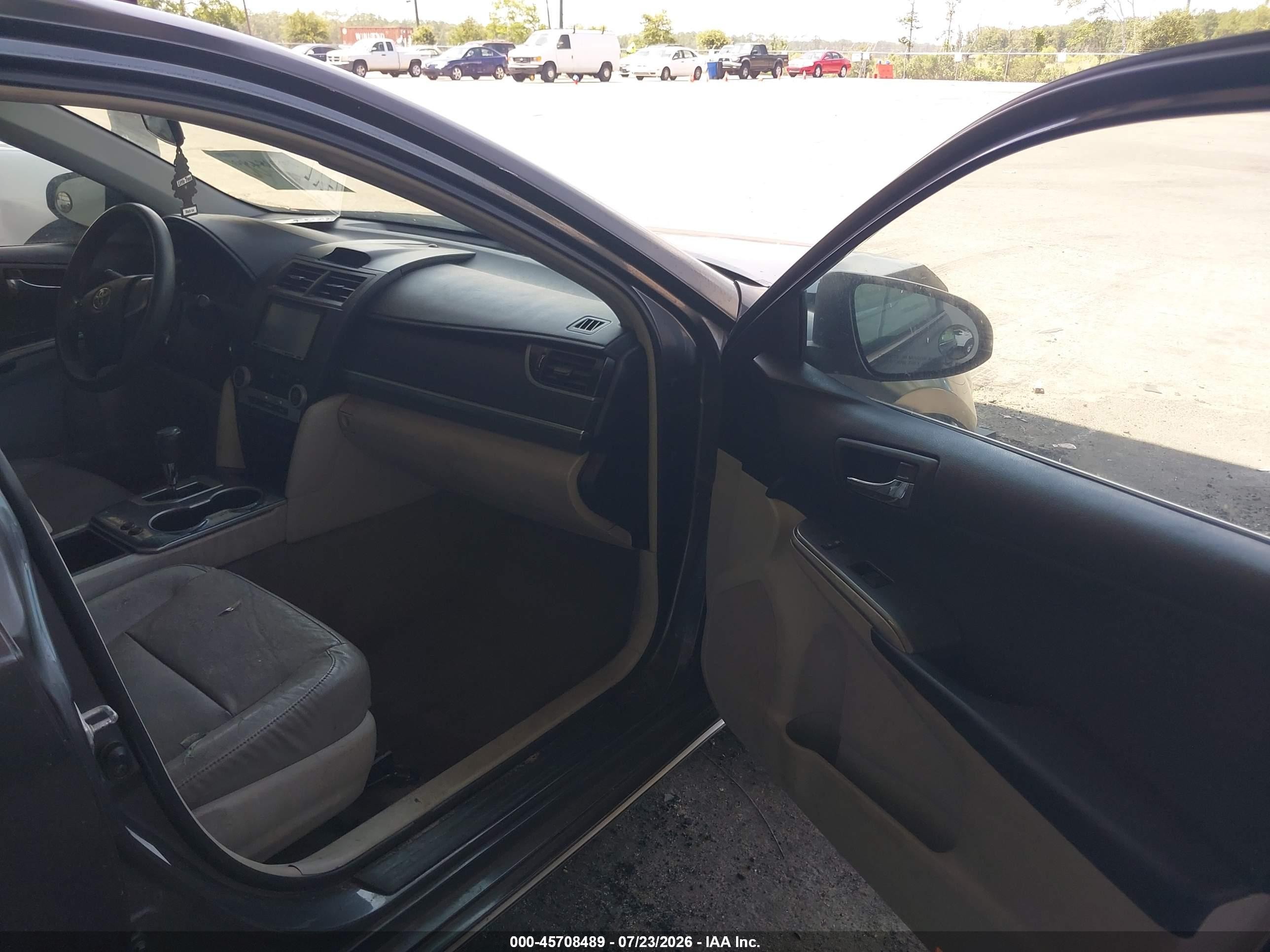 2012 Toyota Camry Hybrid Le Серый vin: 4T1BD1FK7CU013820