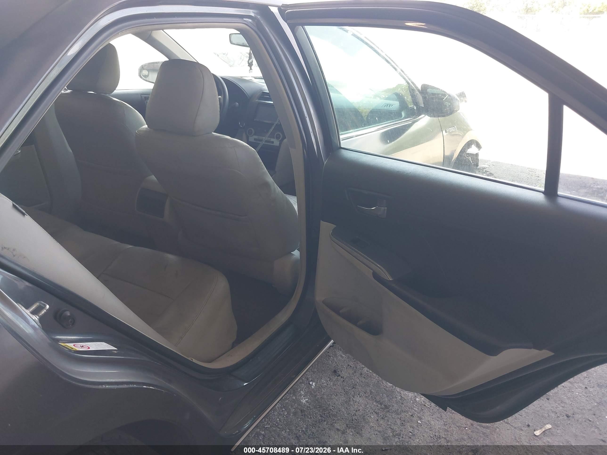 2012 Toyota Camry Hybrid Le Серый vin: 4T1BD1FK7CU013820