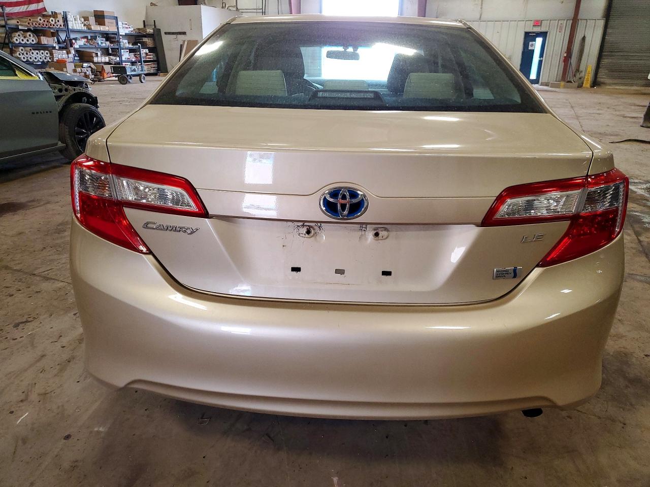 2012 Toyota Camry Hybrid Le Gold vin: 4T1BD1FK7CU027216