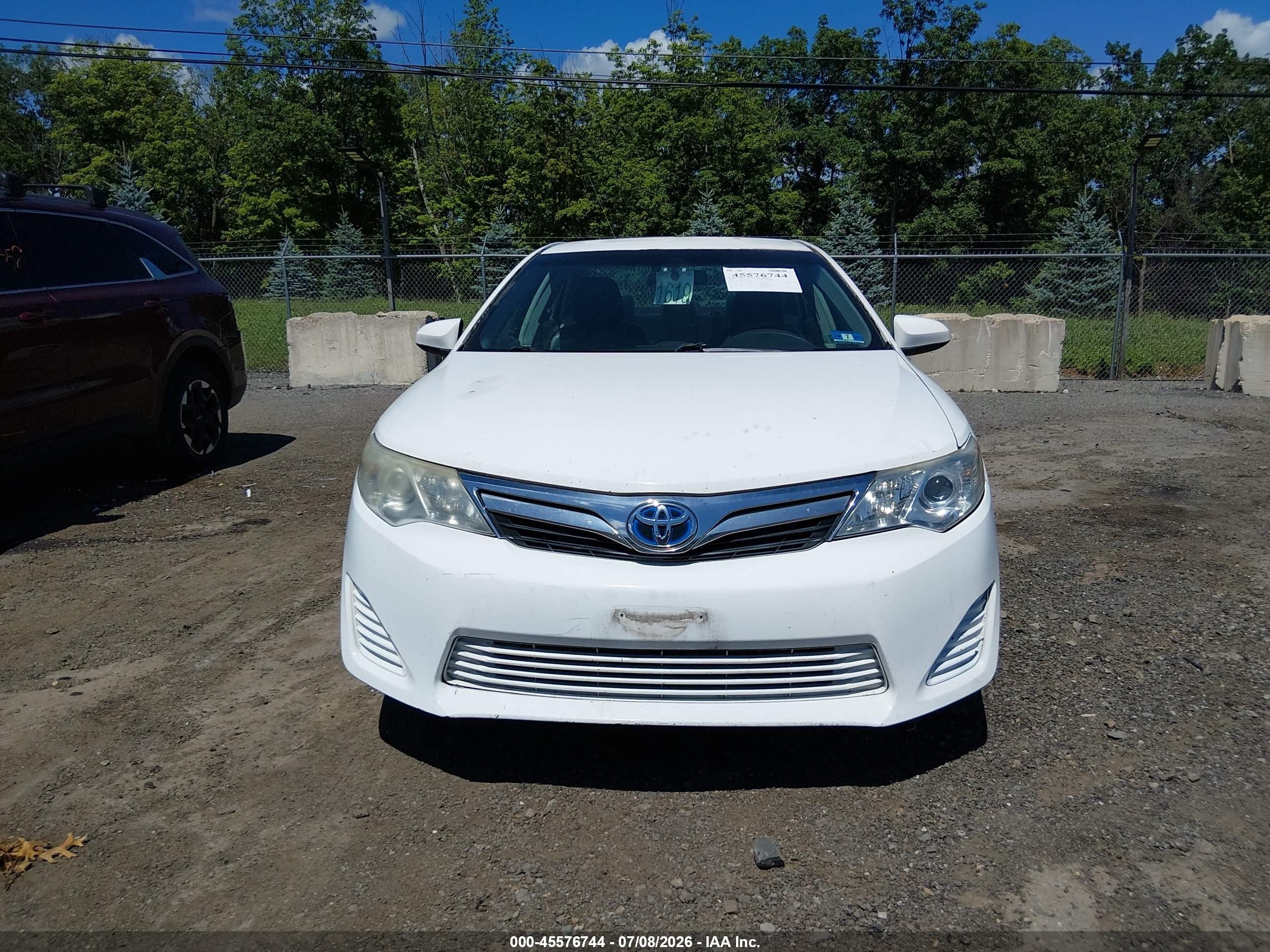 2013 Toyota Camry Hybrid Le White vin: 4T1BD1FK7DU065384