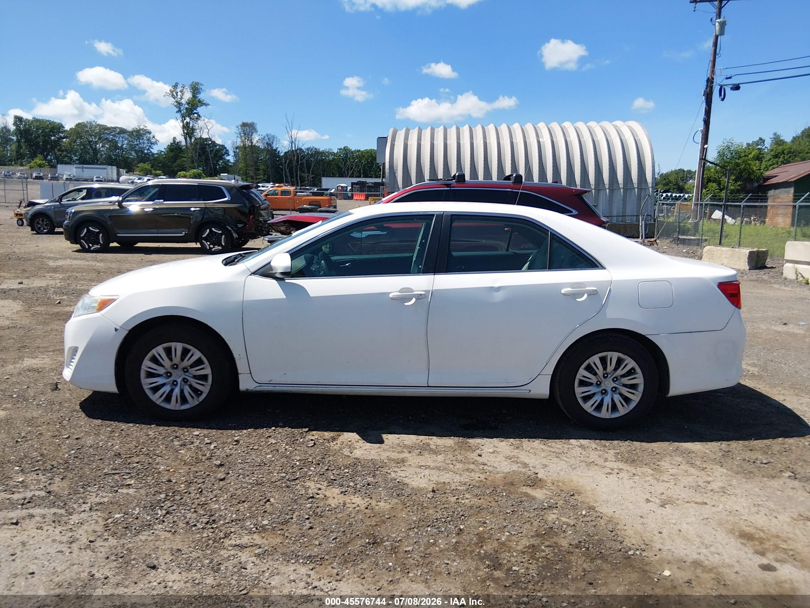 2013 Toyota Camry Hybrid Le White vin: 4T1BD1FK7DU065384