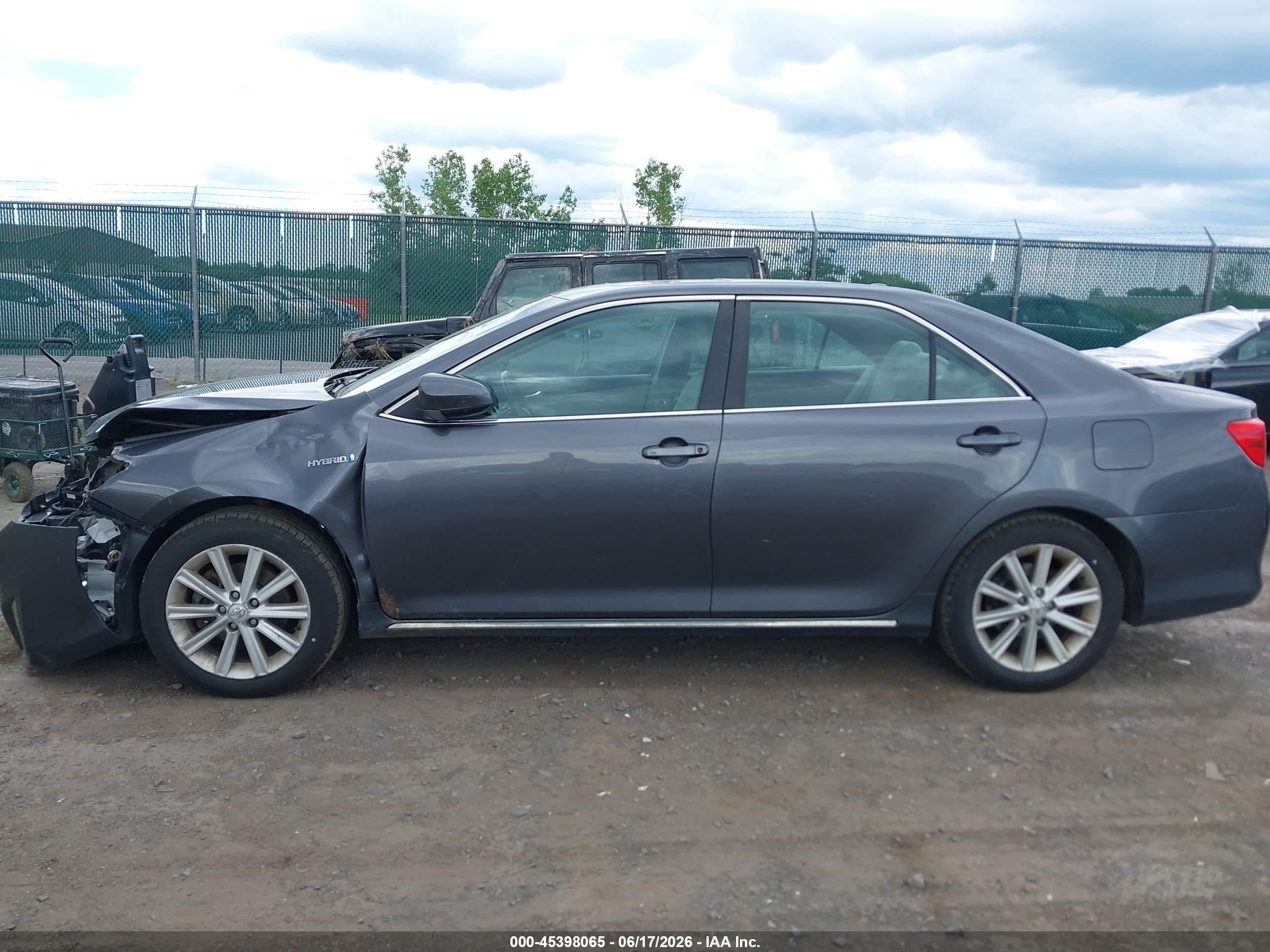 2013 Toyota Camry Hybrid Xle Gray vin: 4T1BD1FK7DU075140
