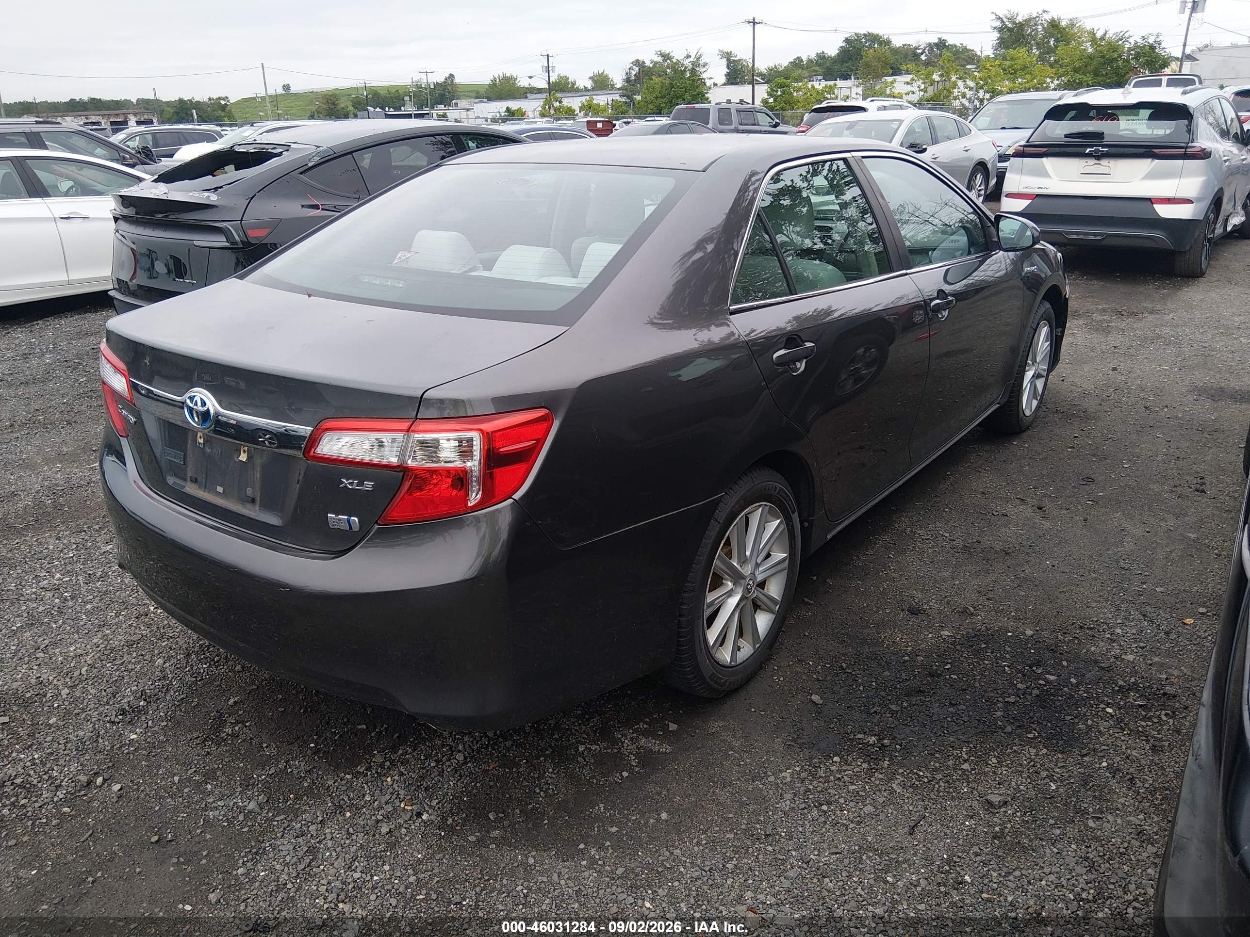 2013 Toyota Camry Hybrid Xle Серый vin: 4T1BD1FK7DU077065