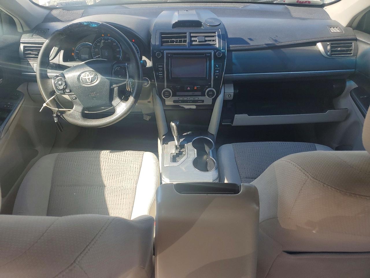 2013 Toyota Camry Hybrid Le Серебряный vin: 4T1BD1FK7DU081486