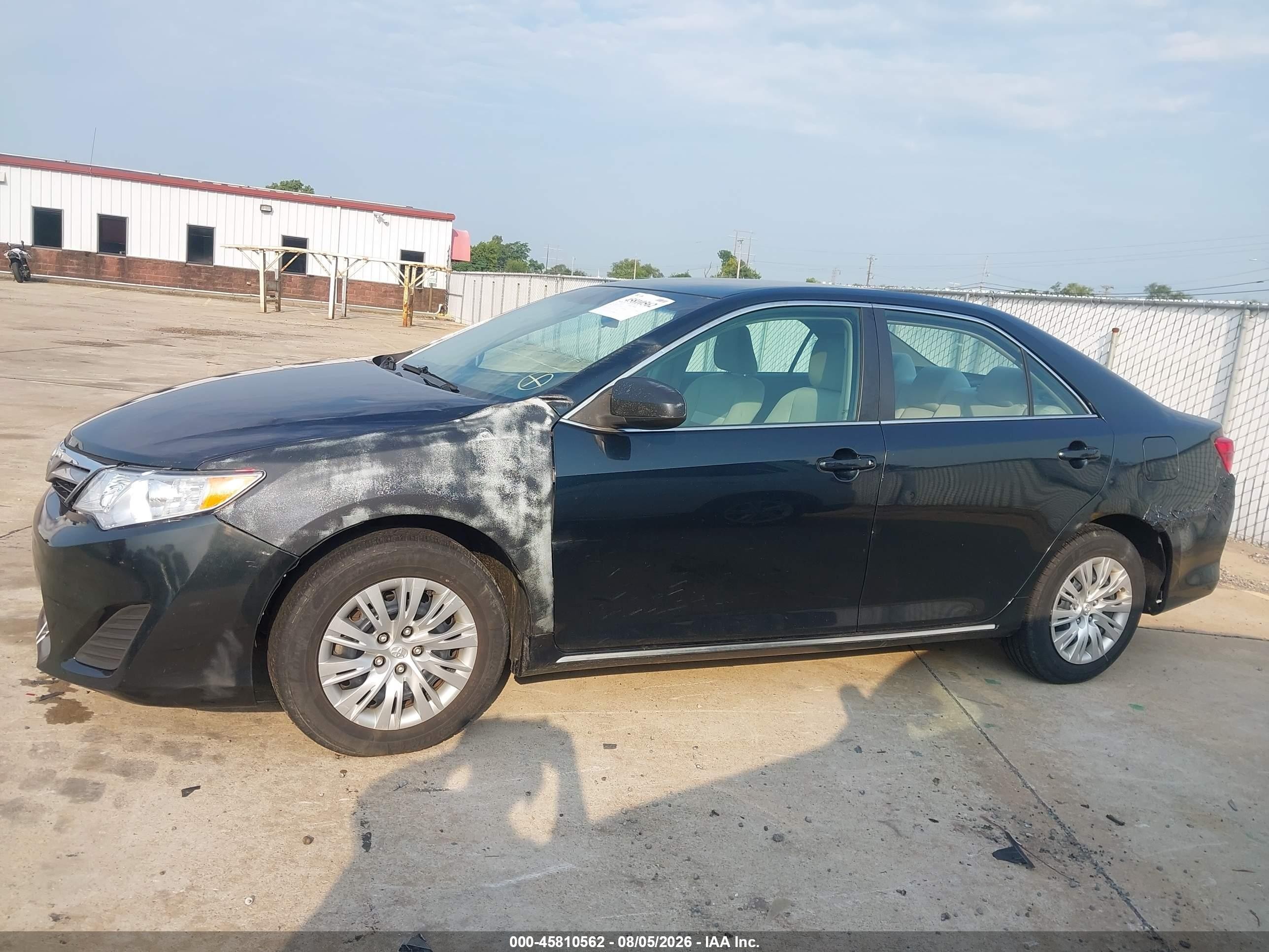 2014 Toyota Camry Hybrid Le Black vin: 4T1BD1FK7EU114326