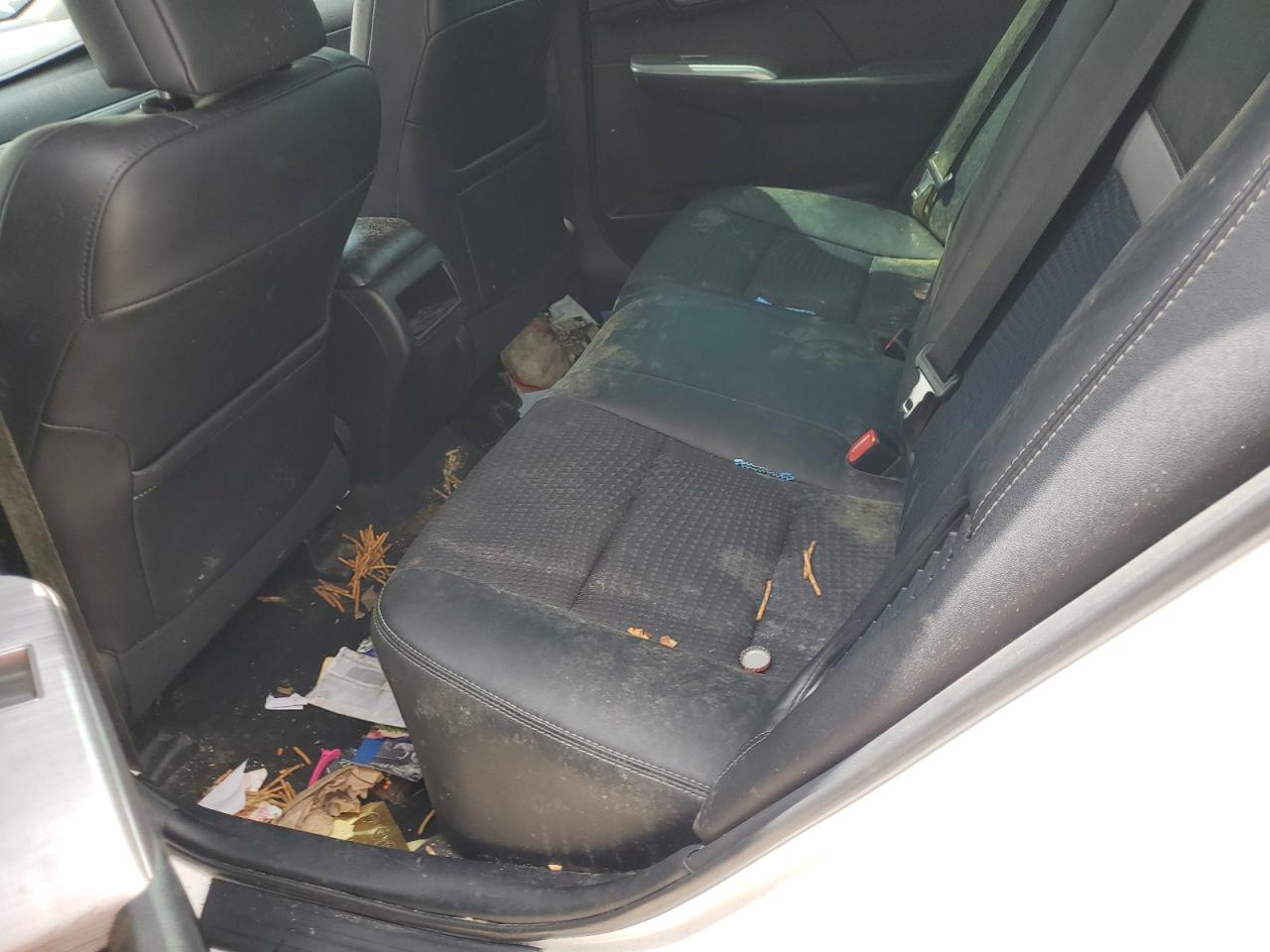 2014 Toyota Camry Hybrid Se White vin: 4T1BD1FK7EU120014 Damage: Left Rear Carpet, Stained, Permanent