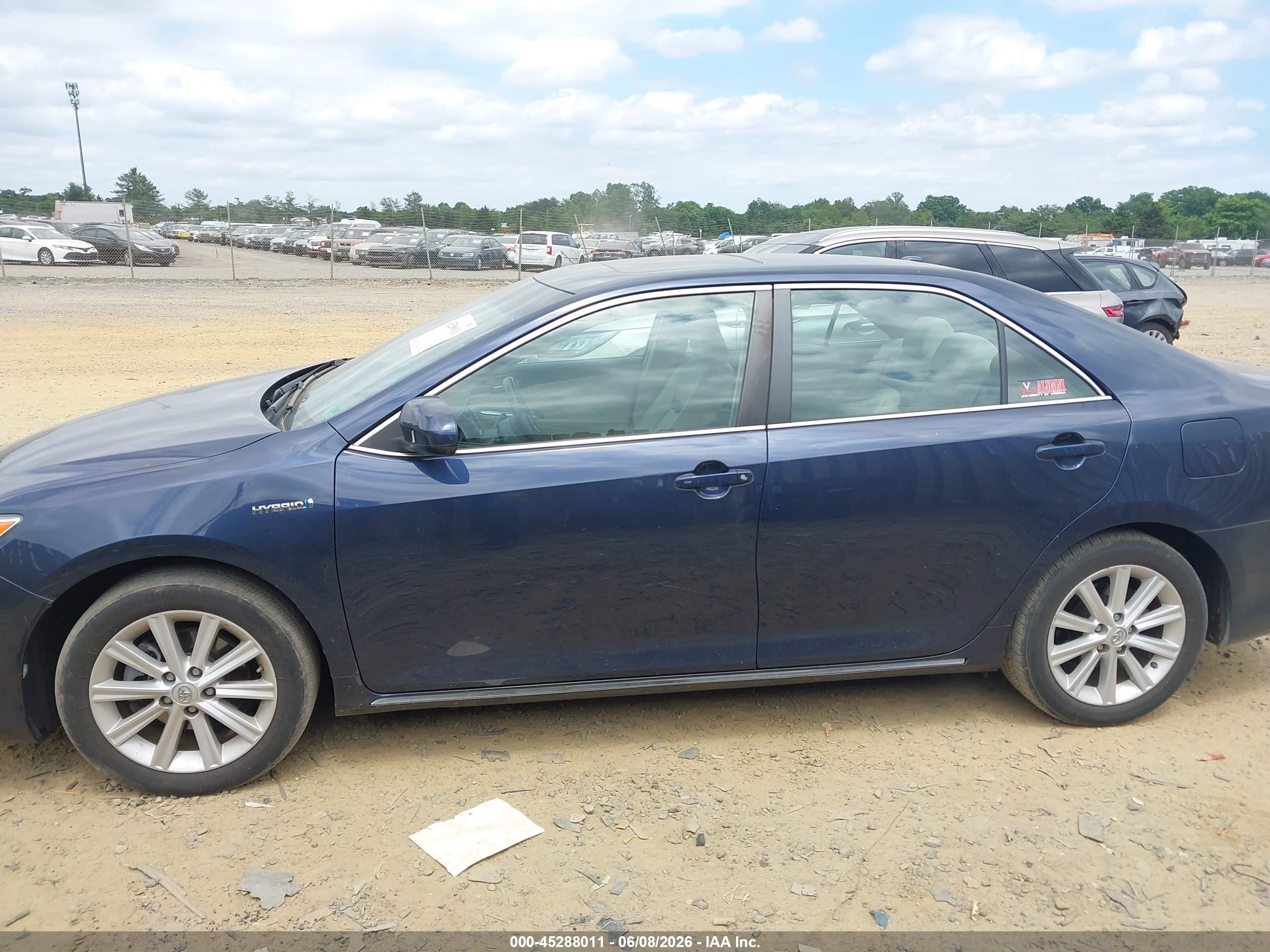 2014 Toyota Camry Hybrid Xle Navy vin: 4T1BD1FK7EU121079