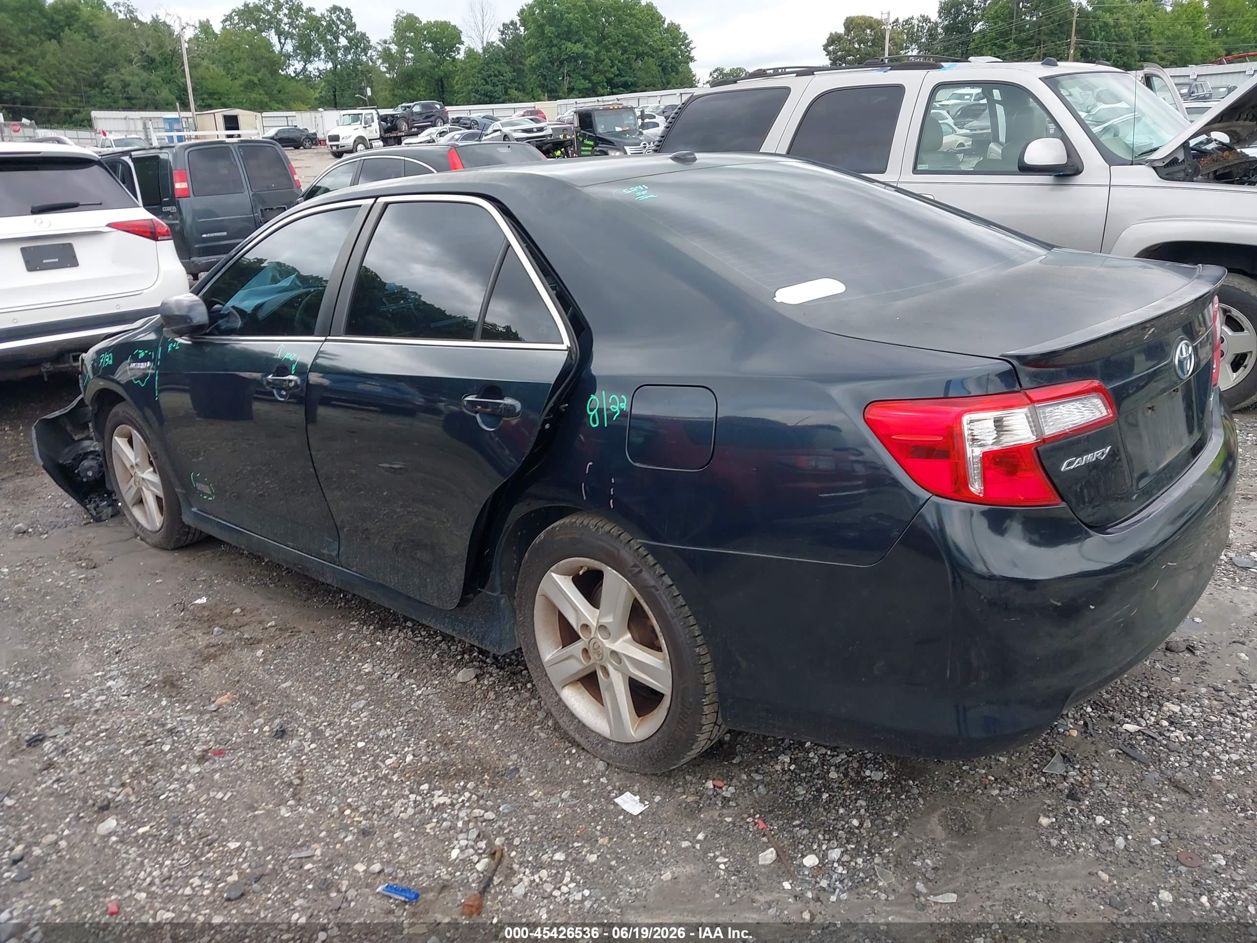 2014 Toyota Camry Hybrid Se Limited Edition Dark Blue vin: 4T1BD1FK7EU138724