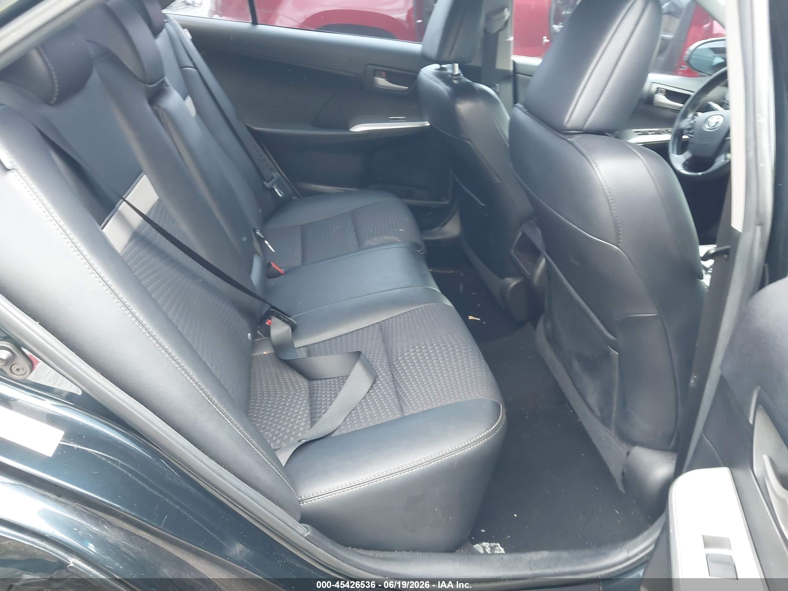 2014 Toyota Camry Hybrid Se Limited Edition Dark Blue vin: 4T1BD1FK7EU138724
