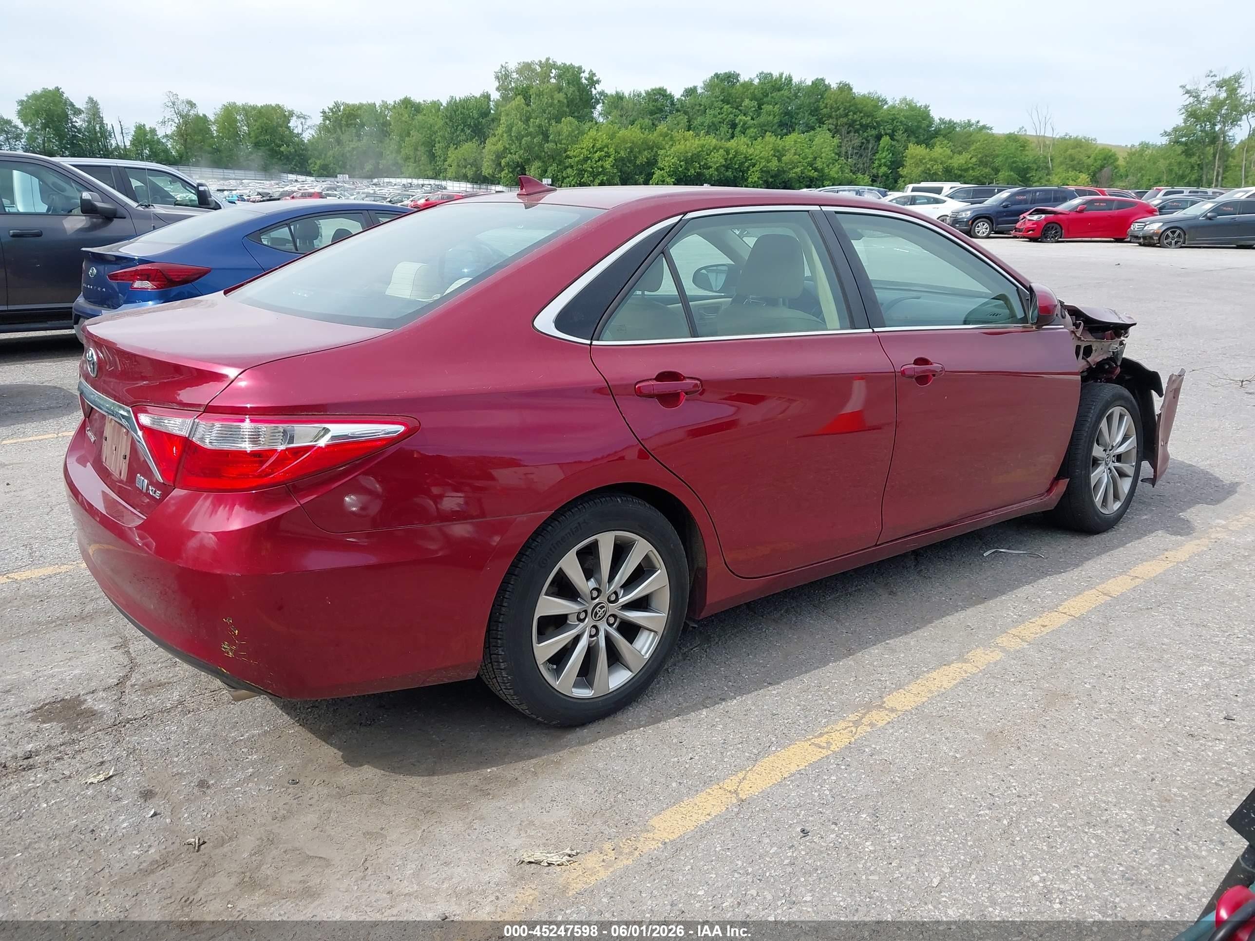 2015 Toyota Camry Hybrid Xle Red vin: 4T1BD1FK7FU155489