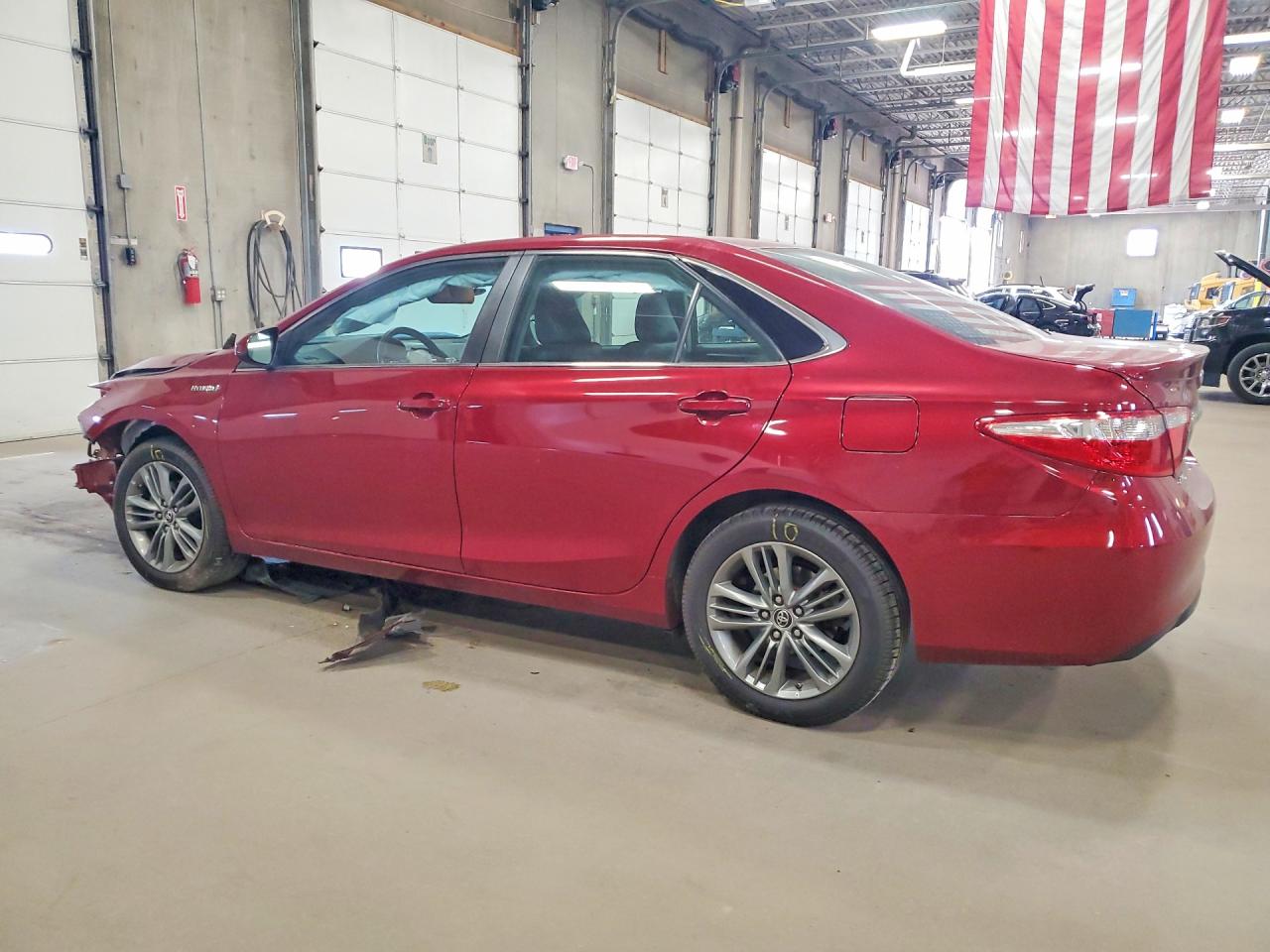 2015 Toyota Camry Hybrid Se Красный vin: 4T1BD1FK7FU162507