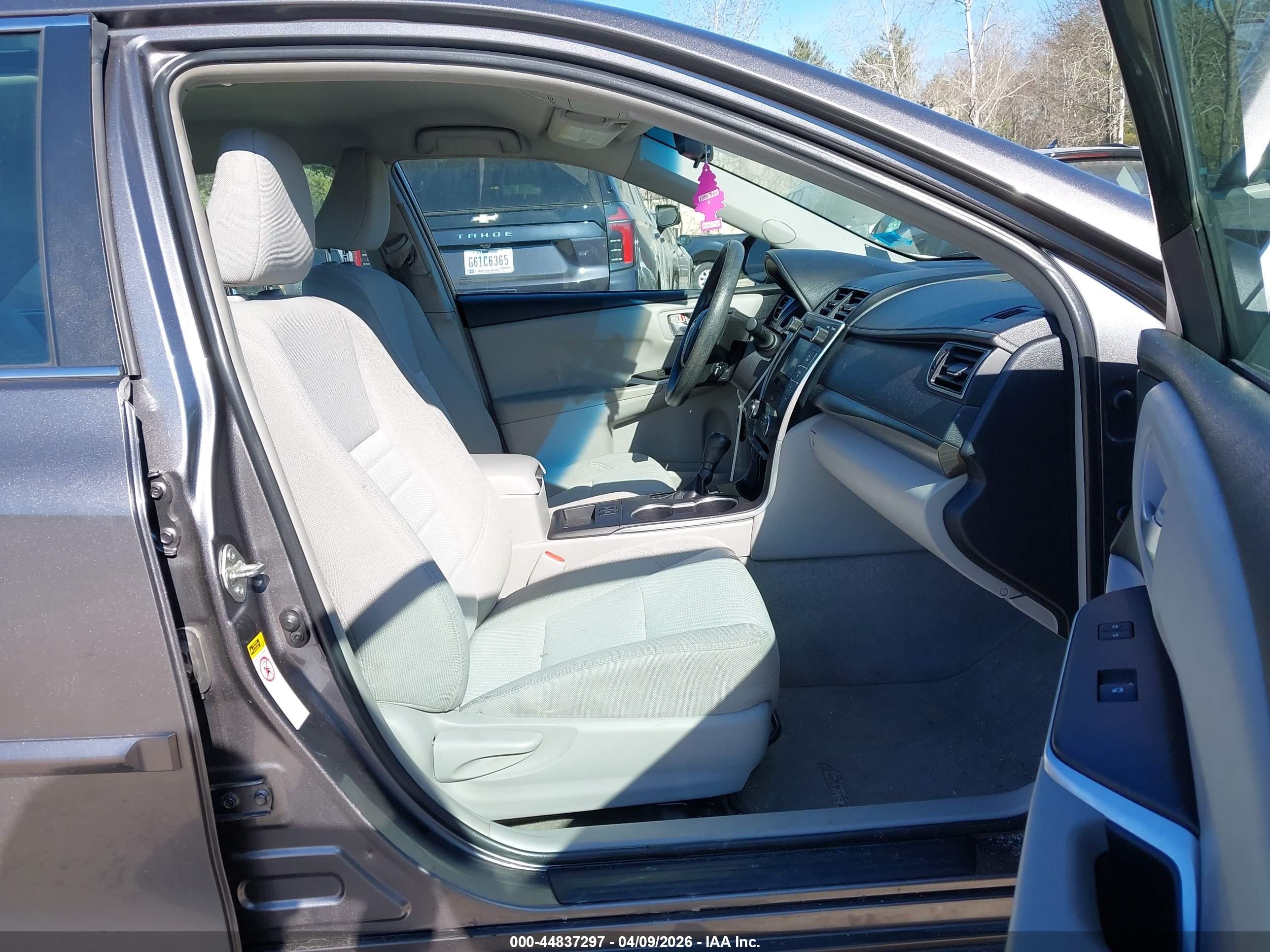2015 Toyota Camry Hybrid Le Gray vin: 4T1BD1FK7FU174821