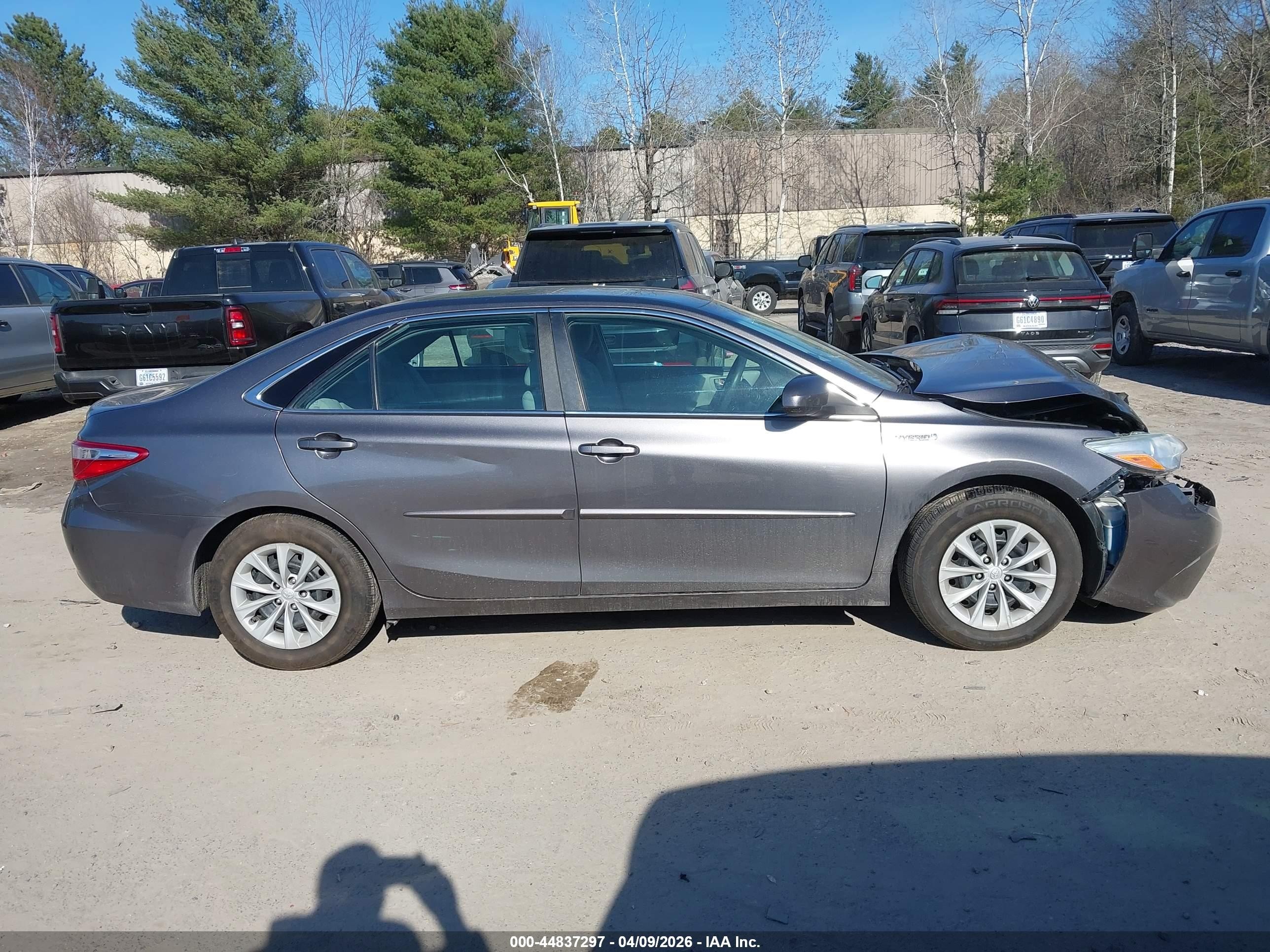 2015 Toyota Camry Hybrid Le Gray vin: 4T1BD1FK7FU174821