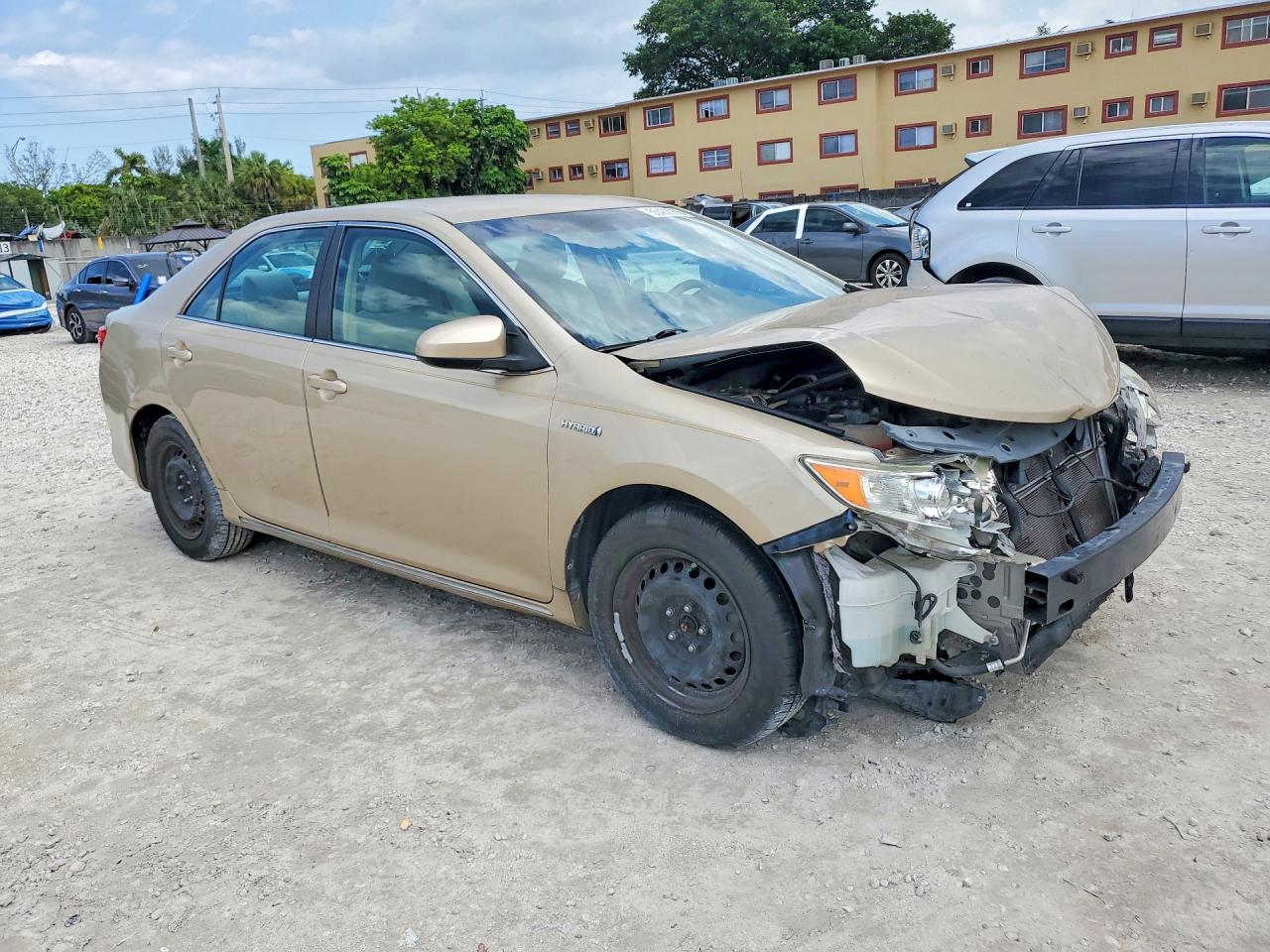 2012 Toyota Camry Hybrid Le Gold vin: 4T1BD1FK8CU005550