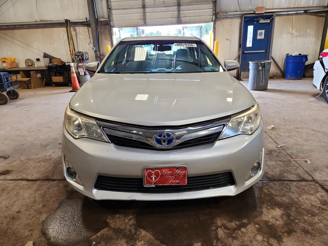 2012 Toyota Camry Hybrid Xle Серебряный vin: 4T1BD1FK8CU027015