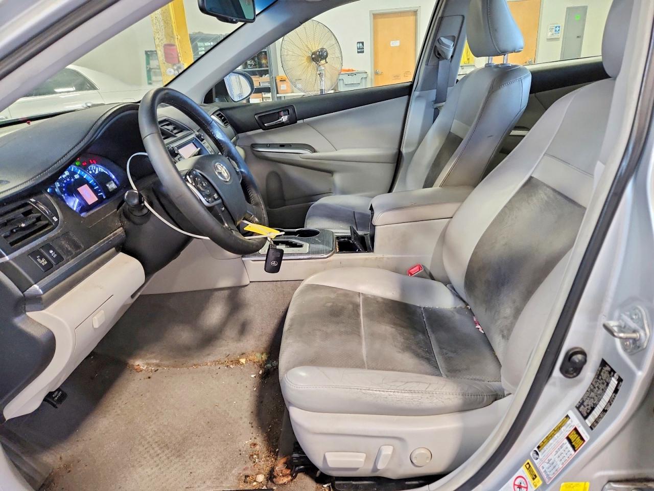 2012 Toyota Camry Hybrid Xle Серебряный vin: 4T1BD1FK8CU027015