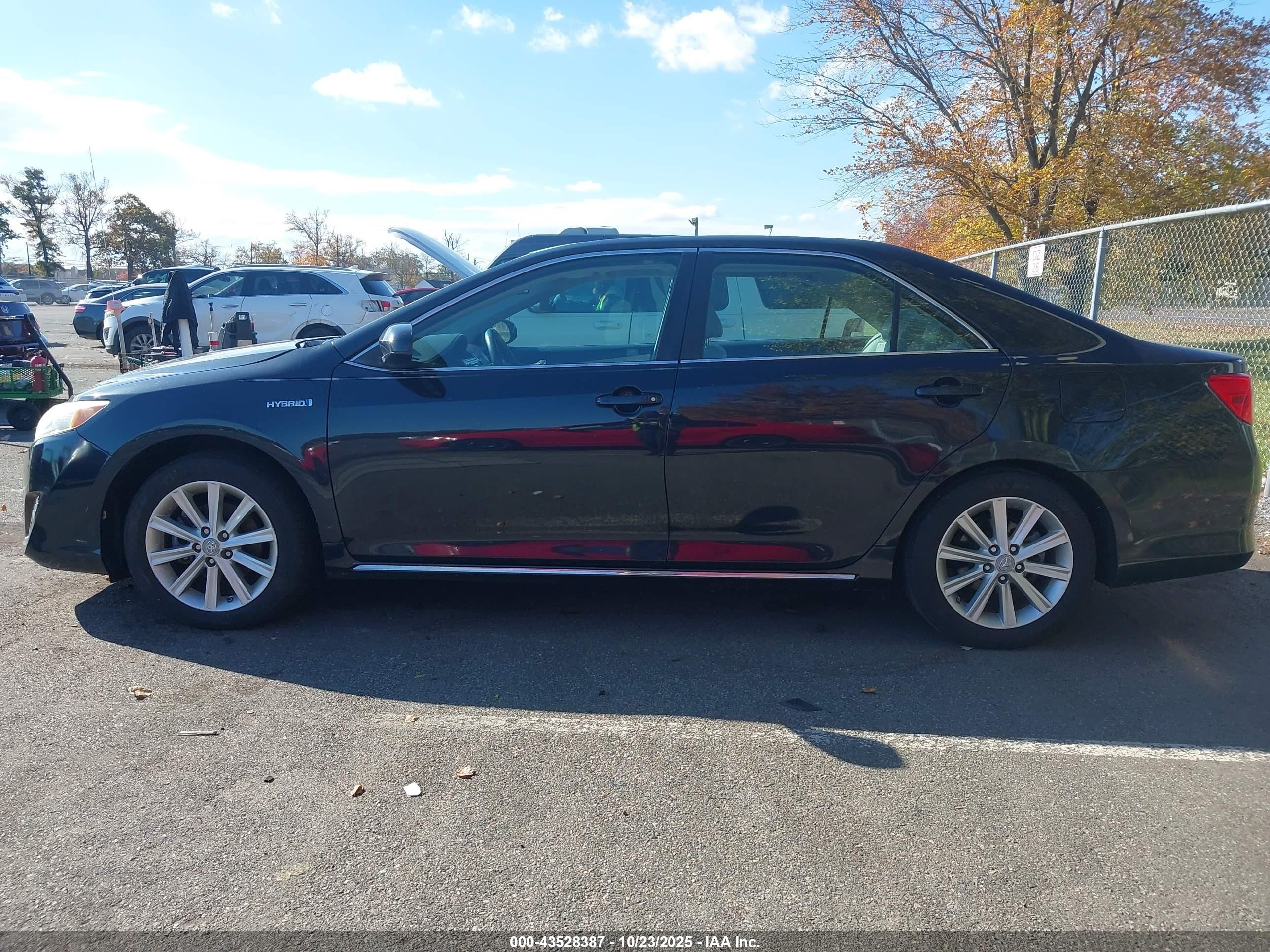 2012 Toyota Camry Hybrid Xle Черный vin: 4T1BD1FK8CU028648