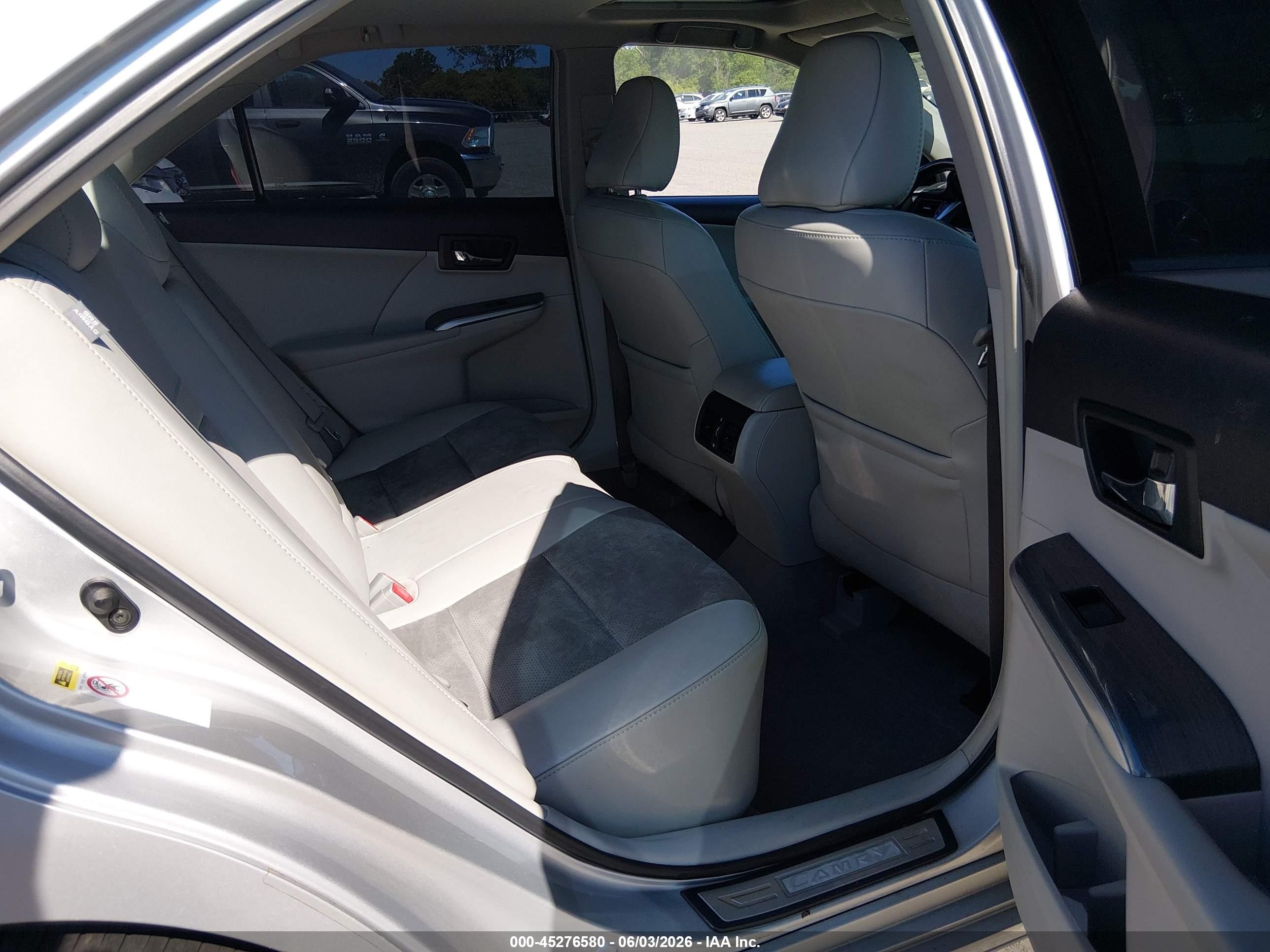 2012 Toyota Camry Hybrid Xle Silver vin: 4T1BD1FK8CU033235