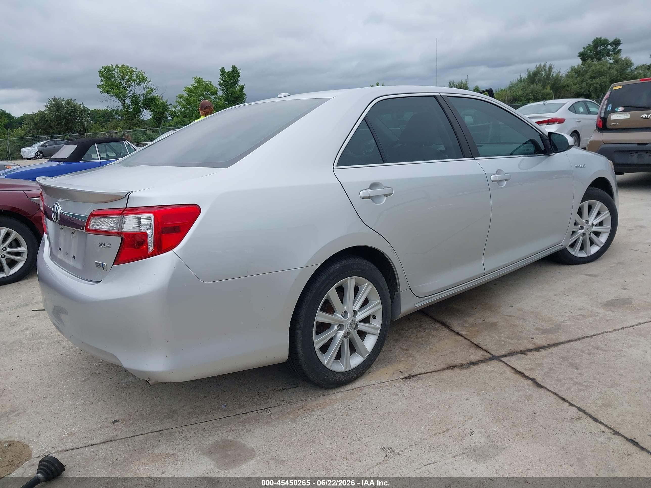 2012 Toyota Camry Hybrid Xle Silver vin: 4T1BD1FK8CU041335
