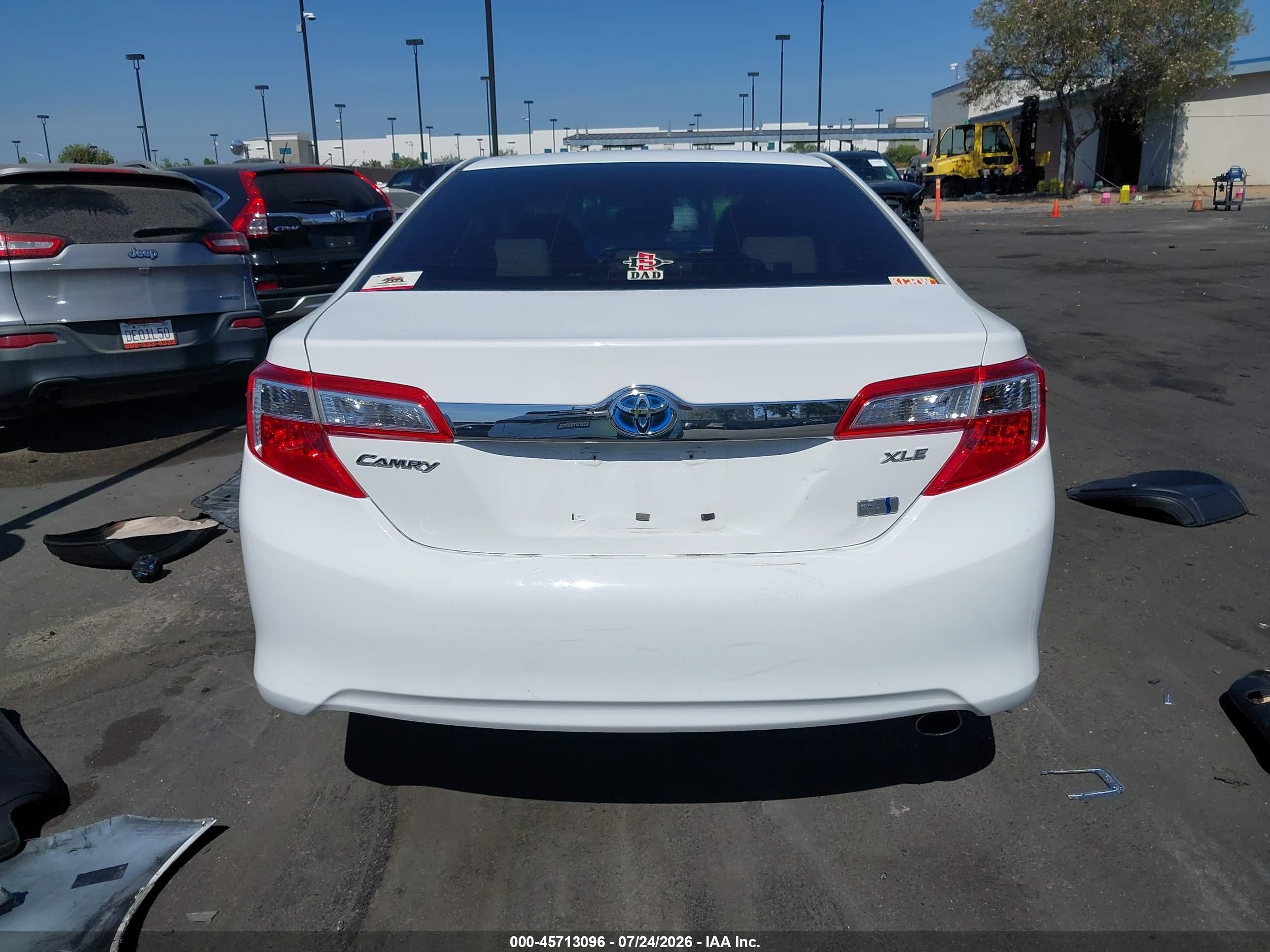 2013 Toyota Camry Hybrid Xle Белый vin: 4T1BD1FK8DU064180