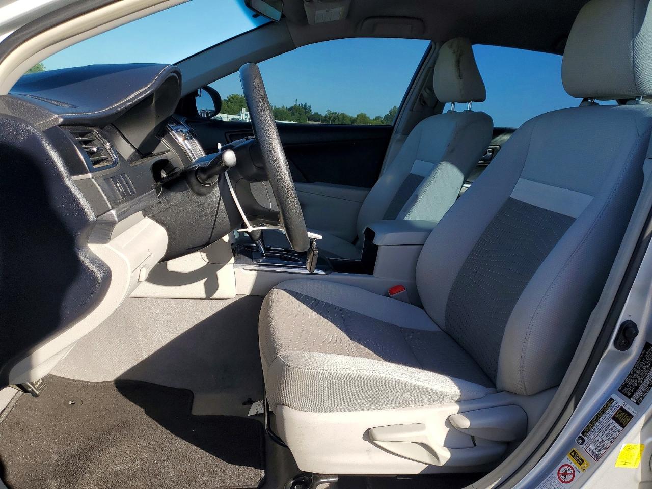 2013 Toyt Camry Silver vin: 4T1BD1FK8DU076538